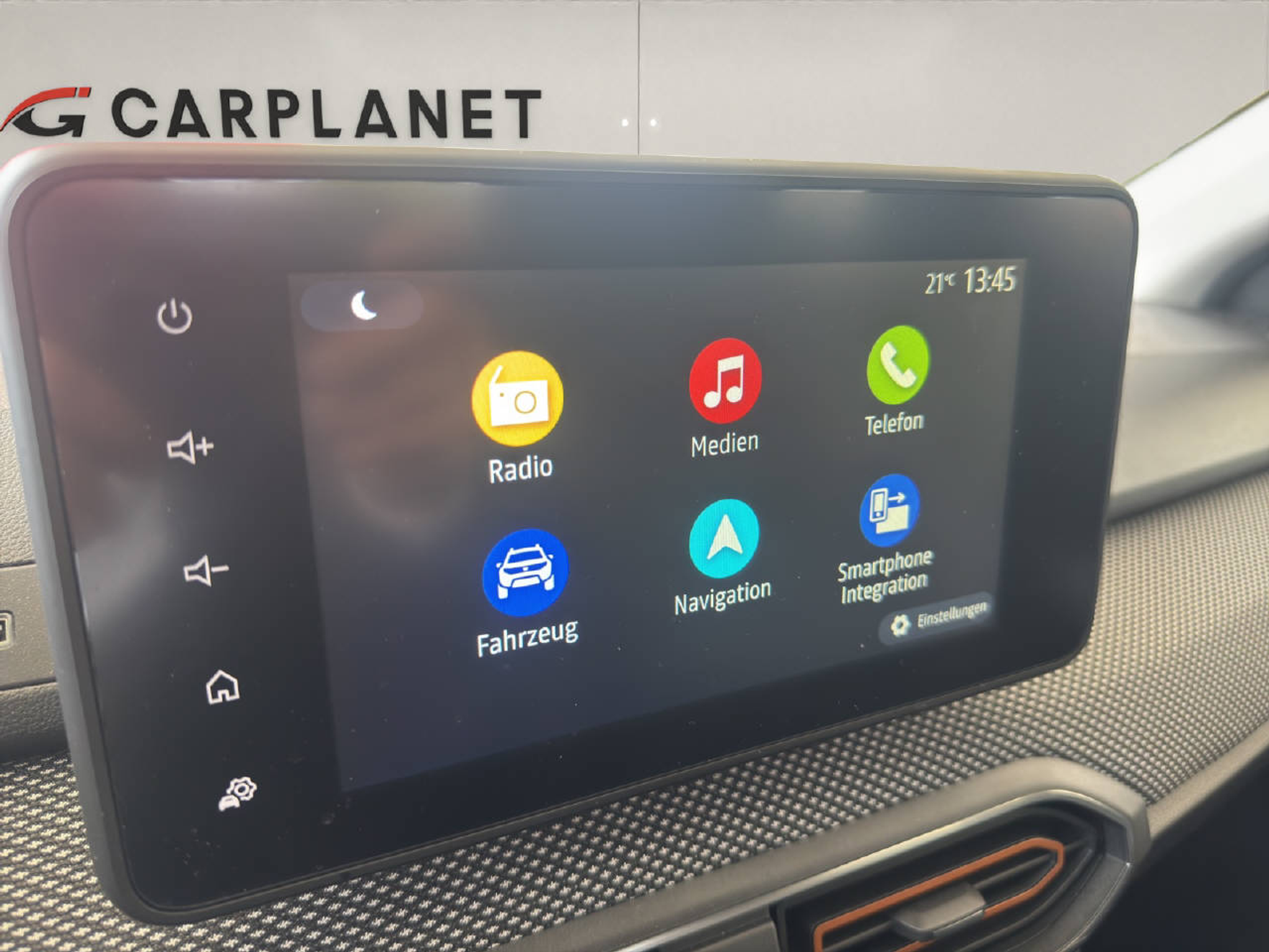 listing desktop thumbnail image 11