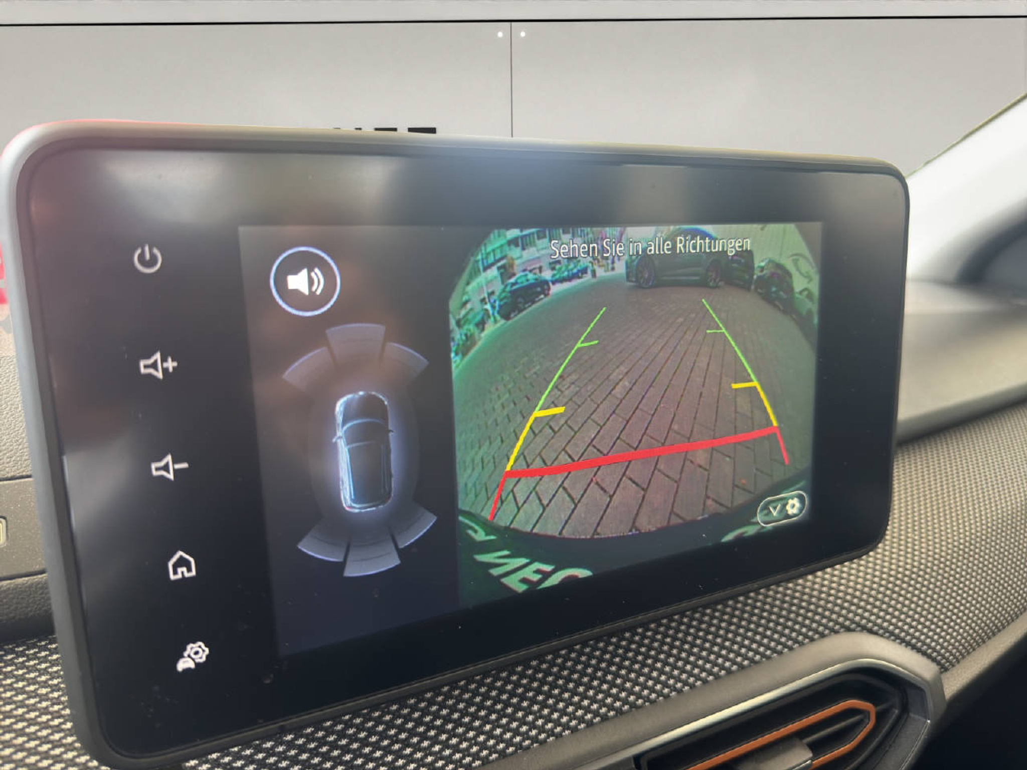 listing desktop thumbnail image 8