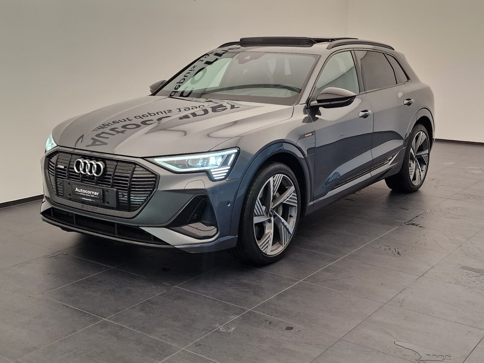 listing desktop thumbnail image 2