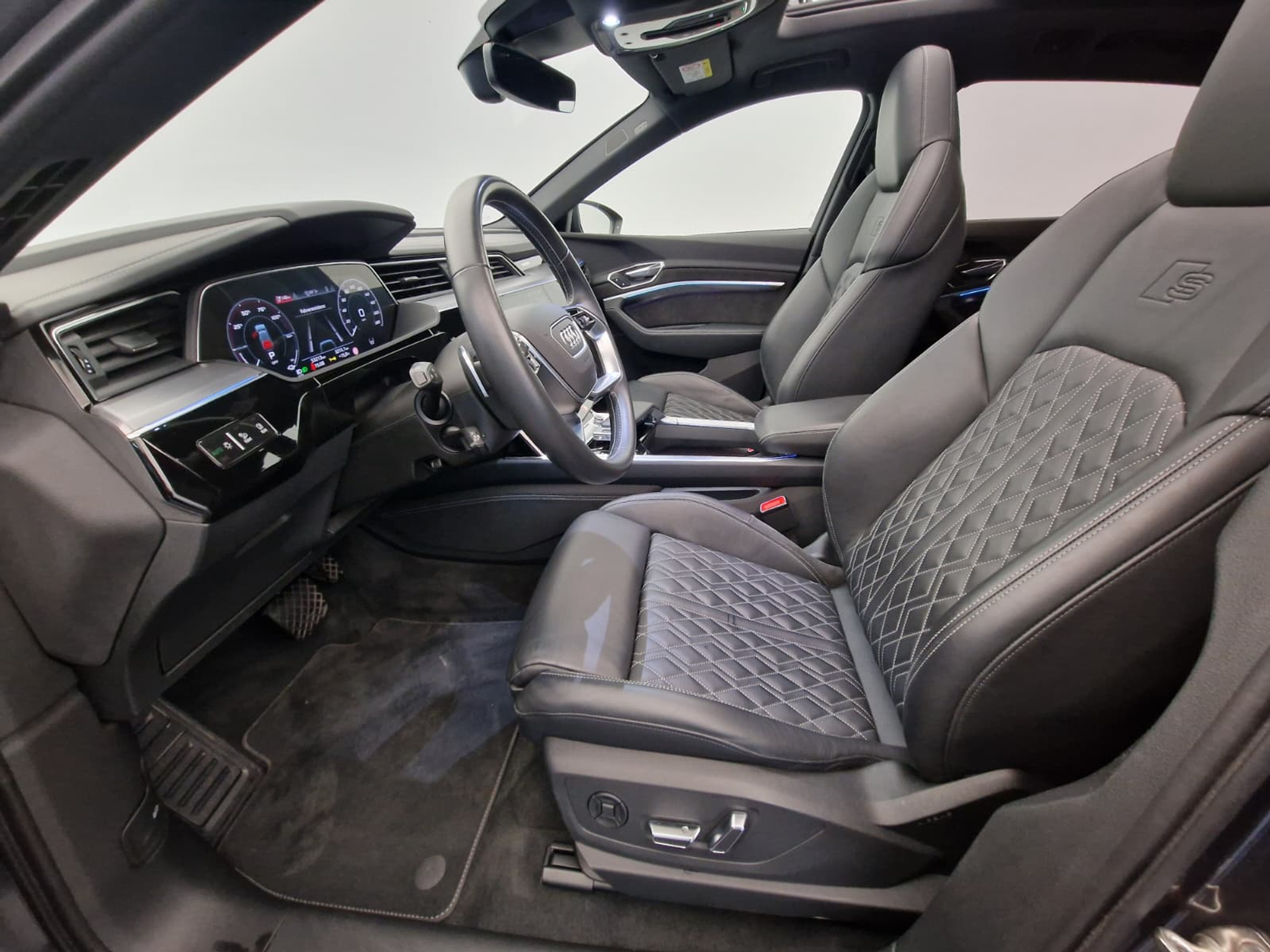 listing desktop thumbnail image 10