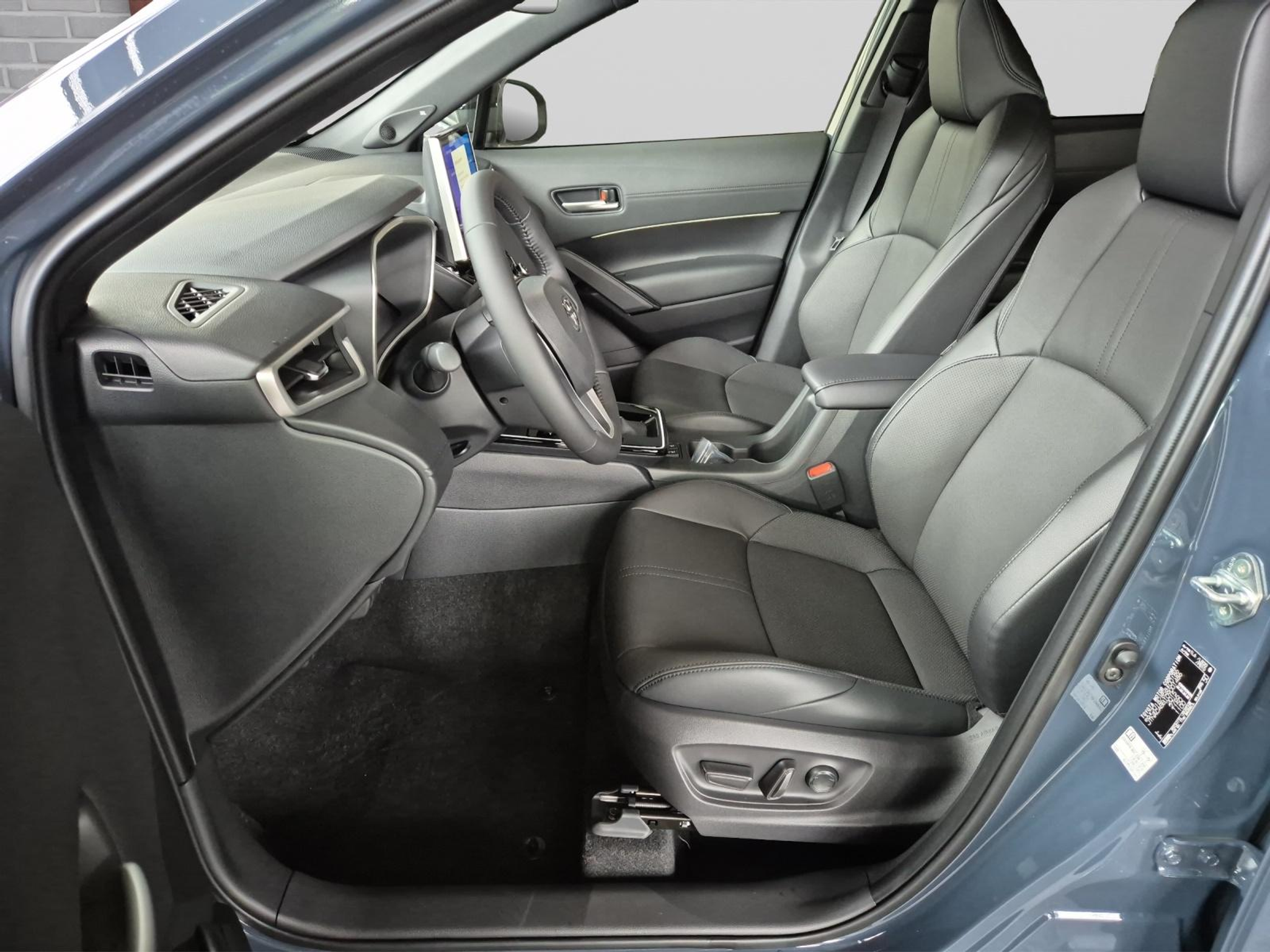 listing desktop thumbnail image 8