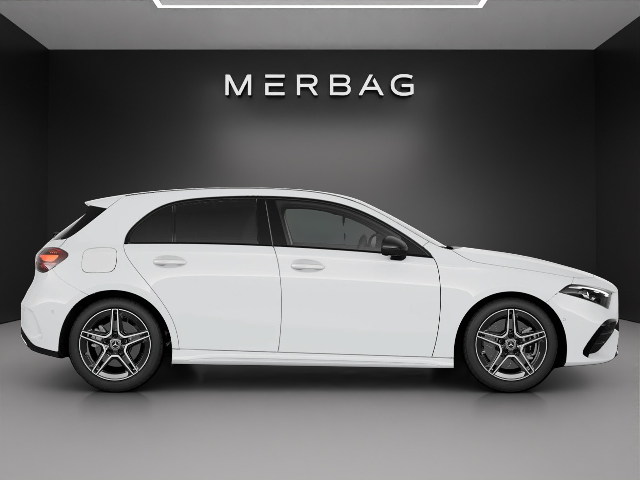 listing desktop thumbnail image 1