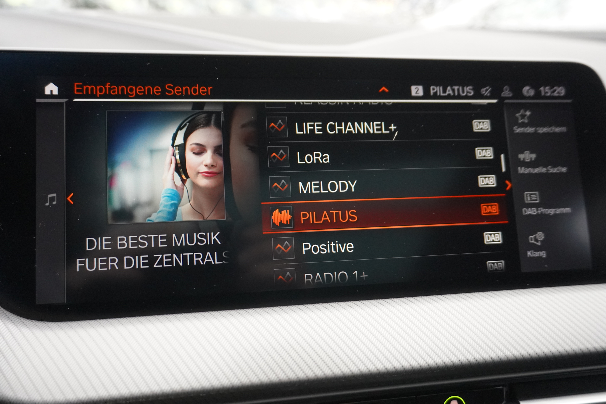 listing desktop thumbnail image 23