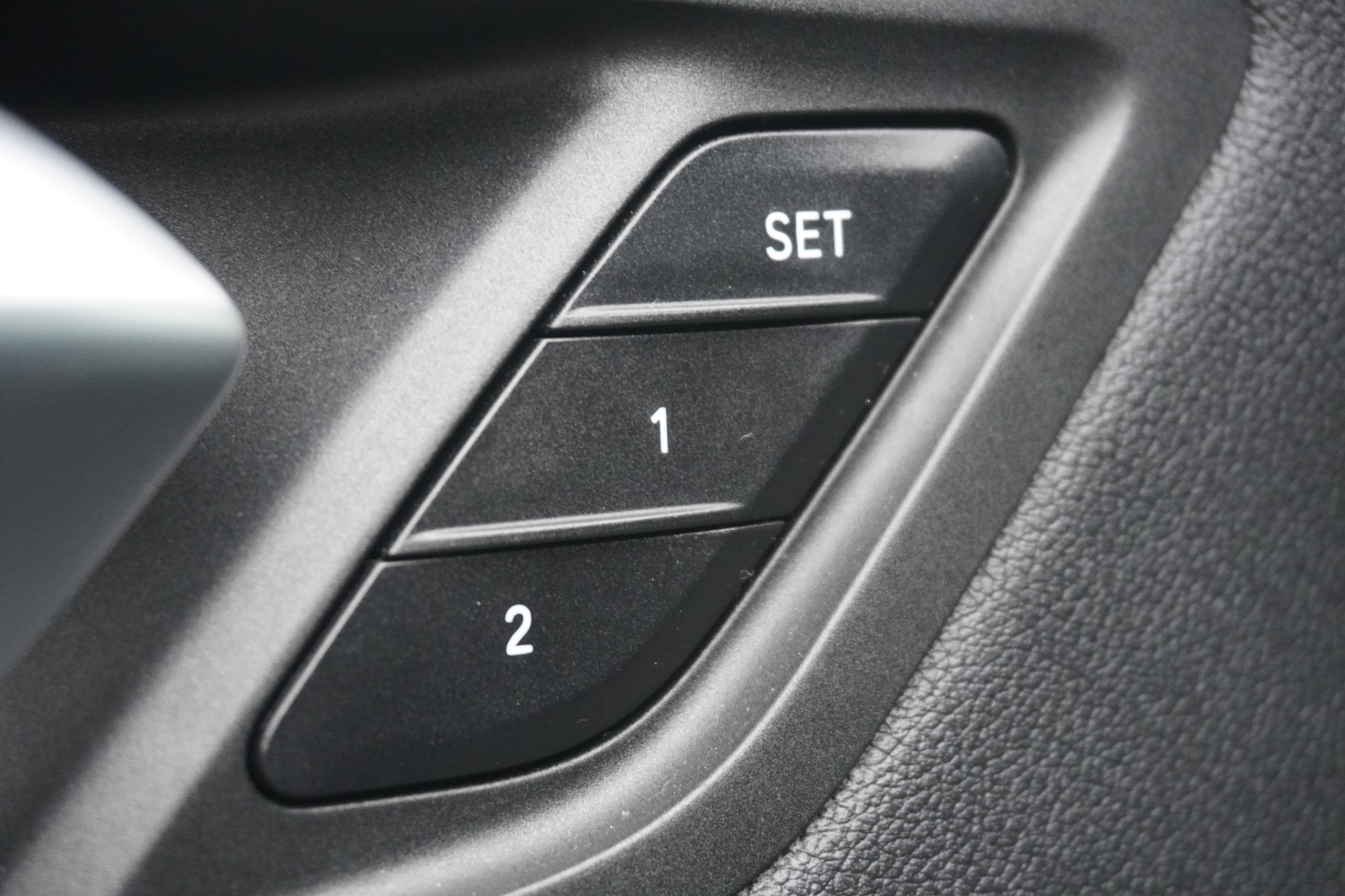 listing desktop thumbnail image 12