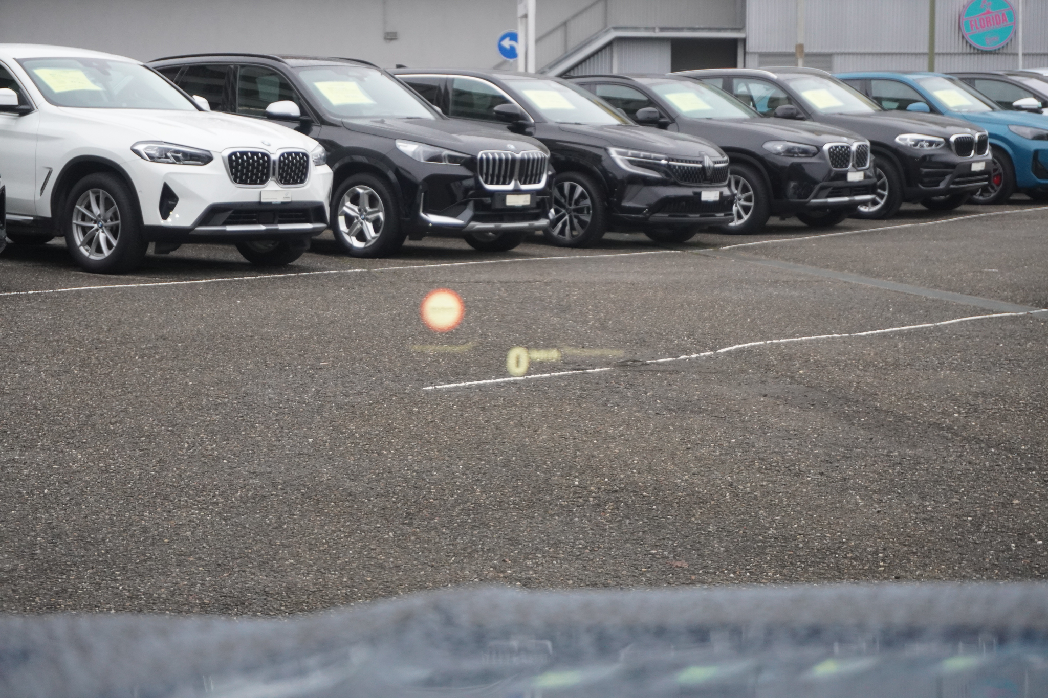 listing desktop thumbnail image 27