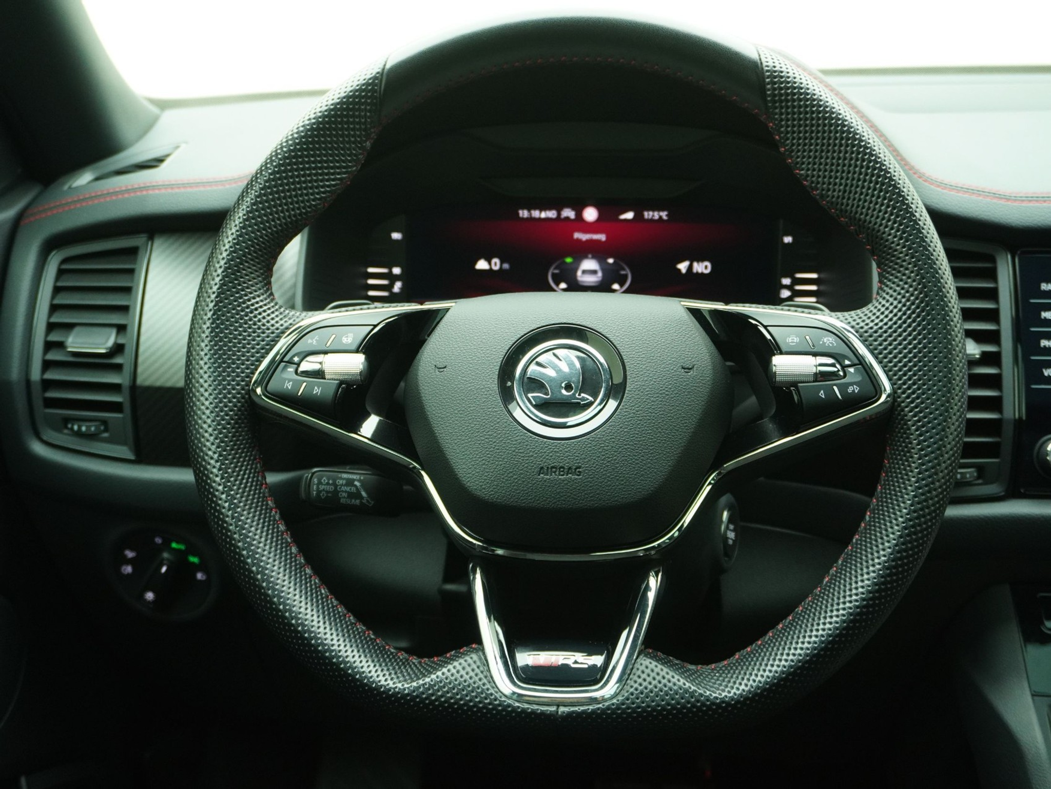 listing desktop thumbnail image 4