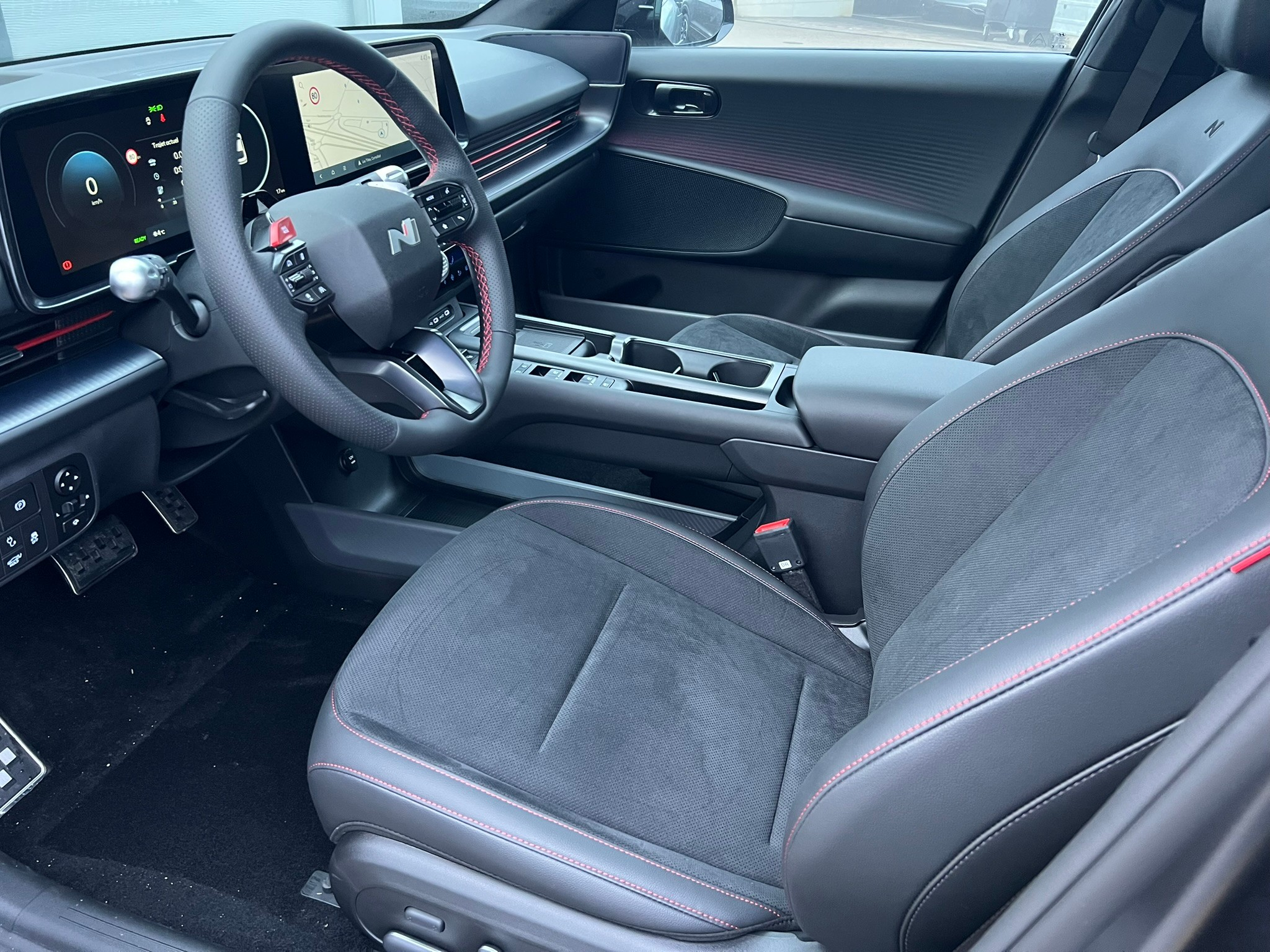 listing desktop thumbnail image 7