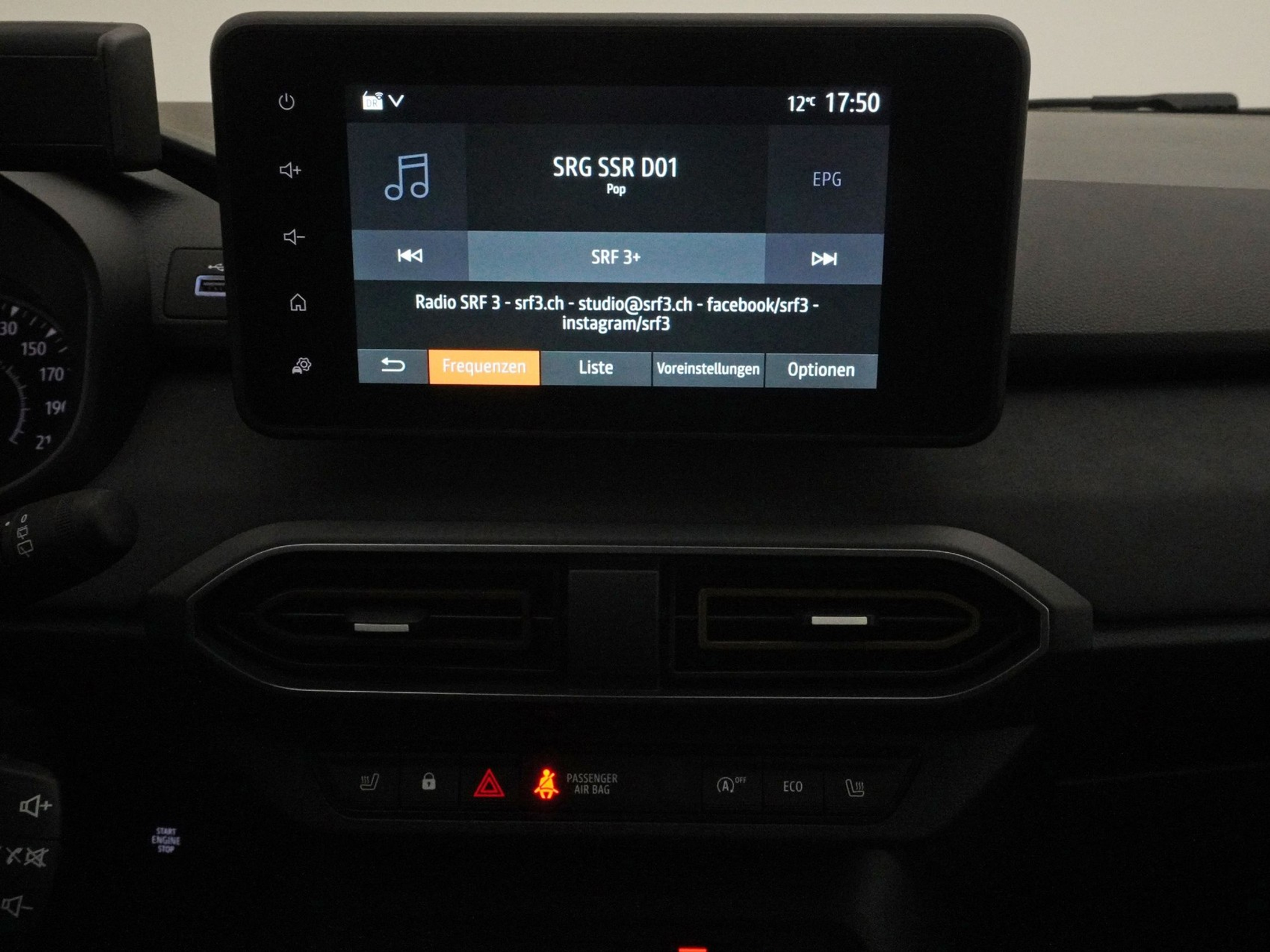 listing desktop thumbnail image 19