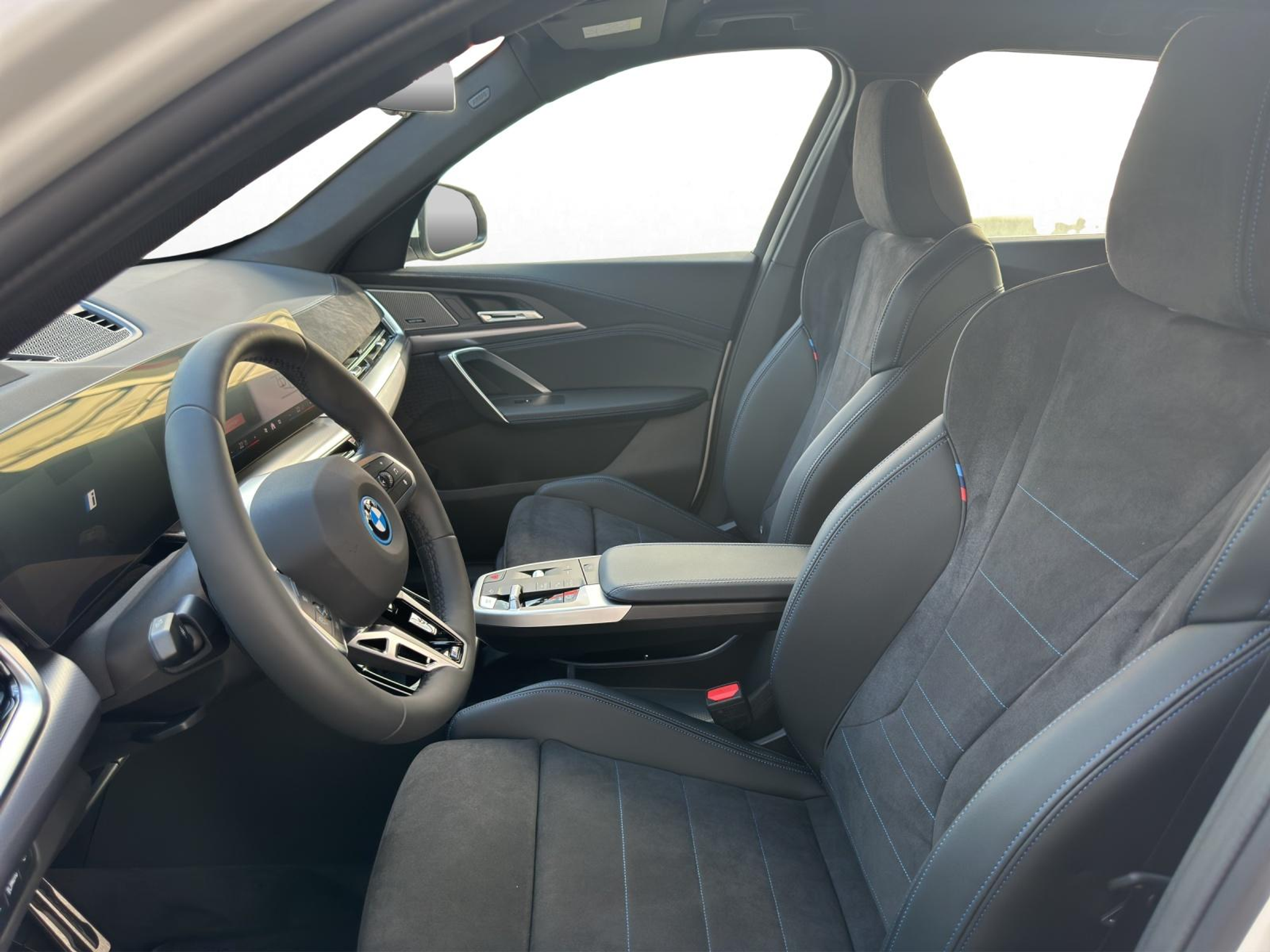 listing desktop thumbnail image 9