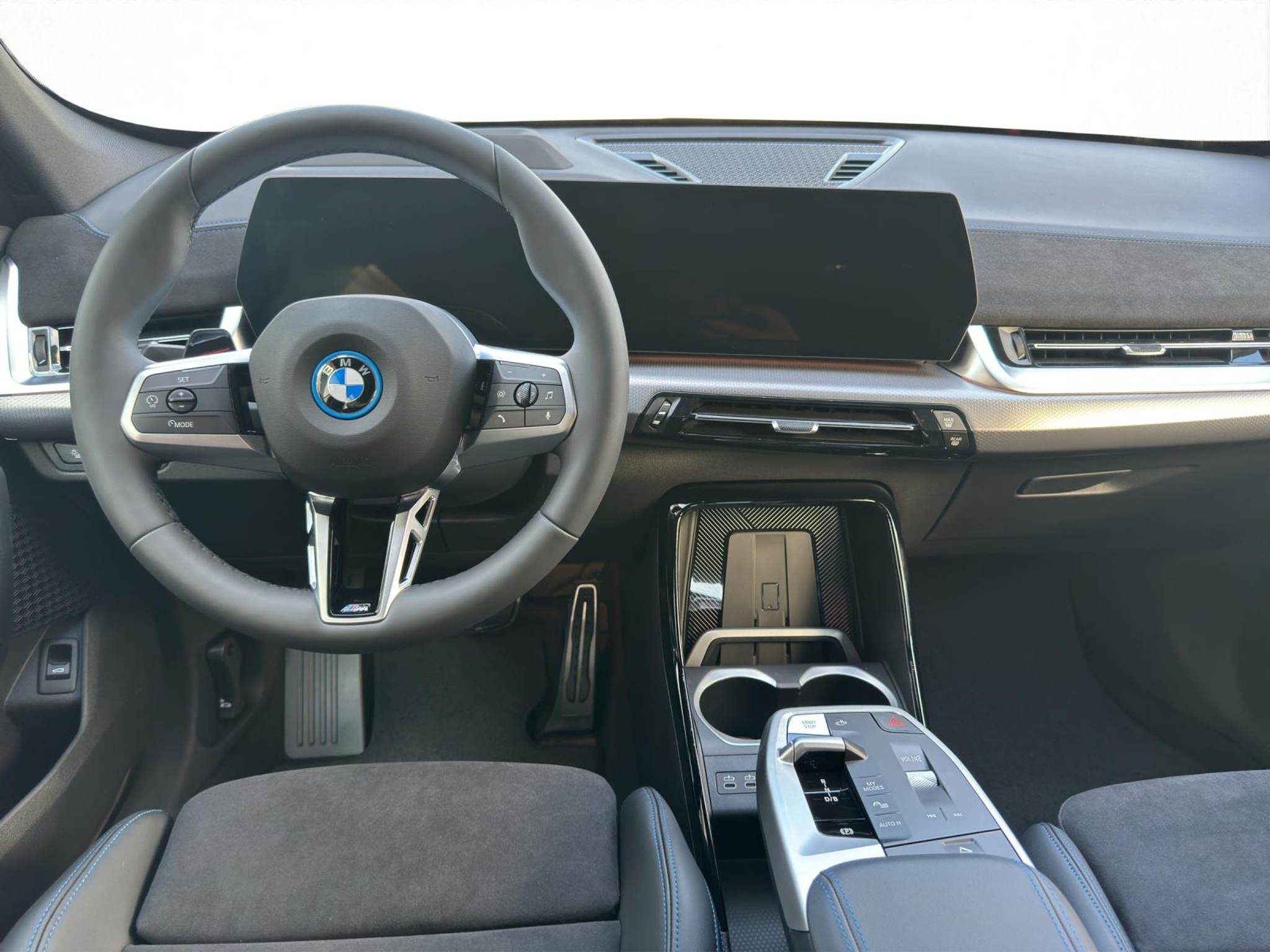 listing desktop thumbnail image 12