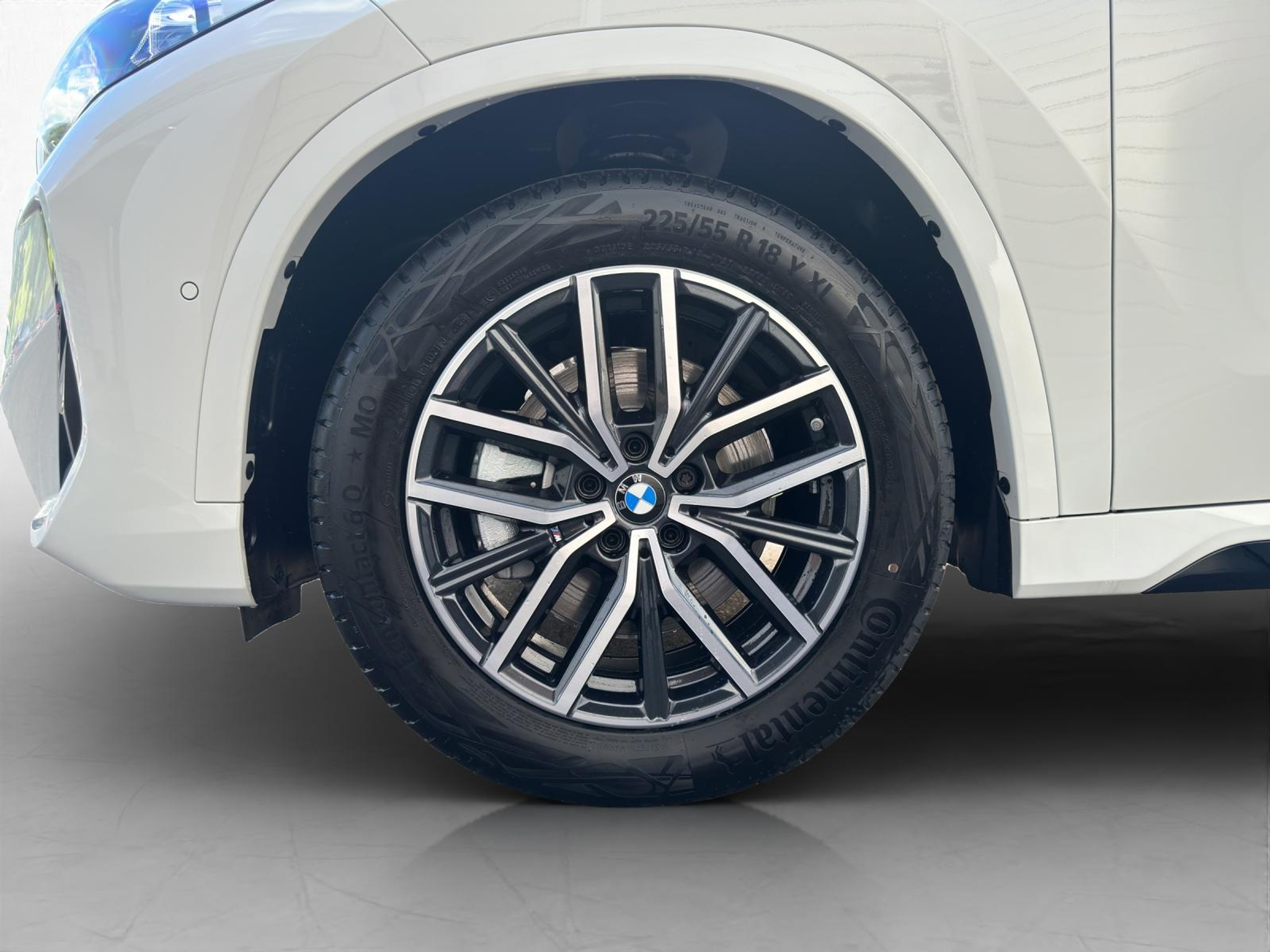 listing desktop thumbnail image 8