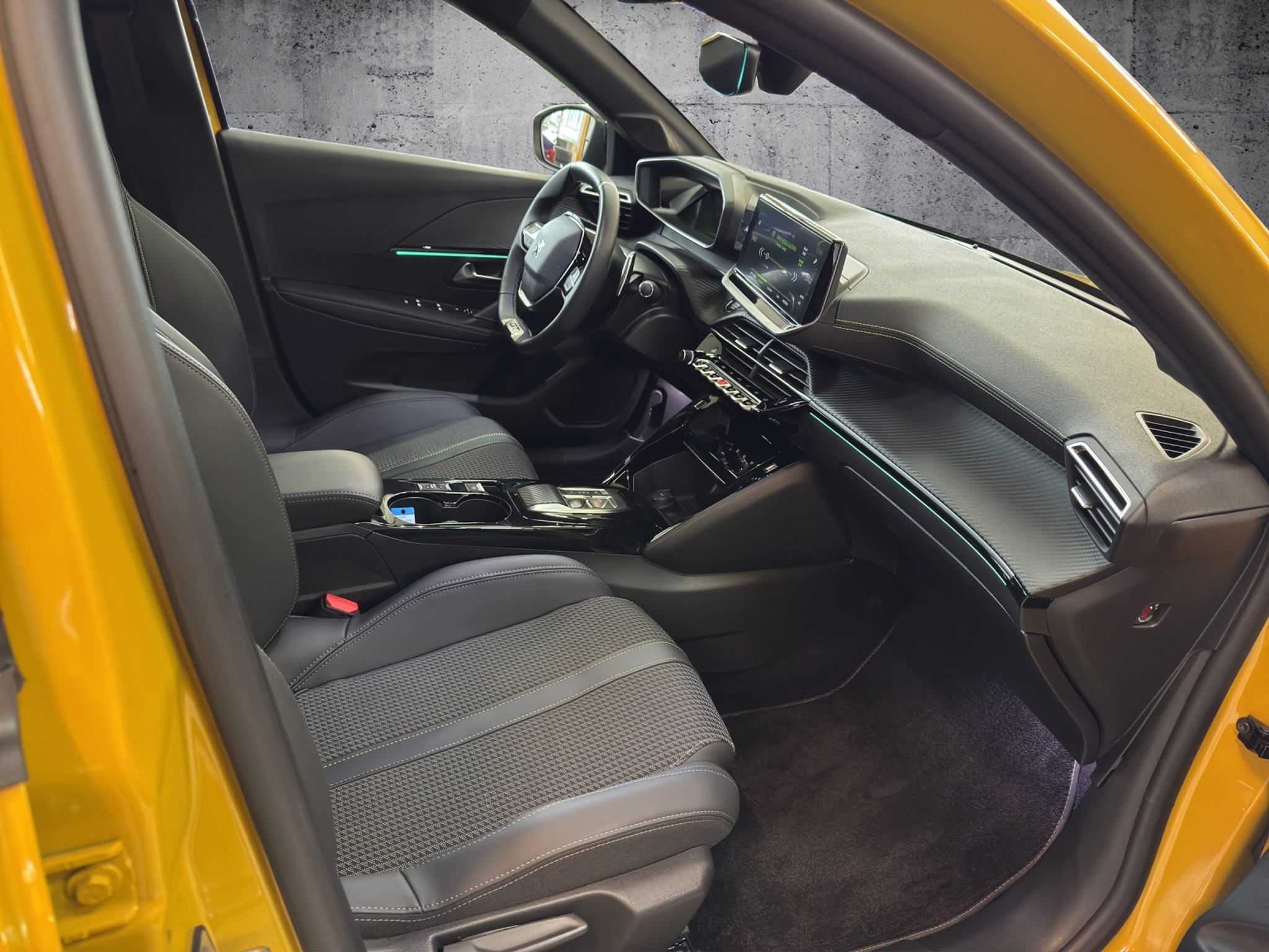 listing desktop thumbnail image 22