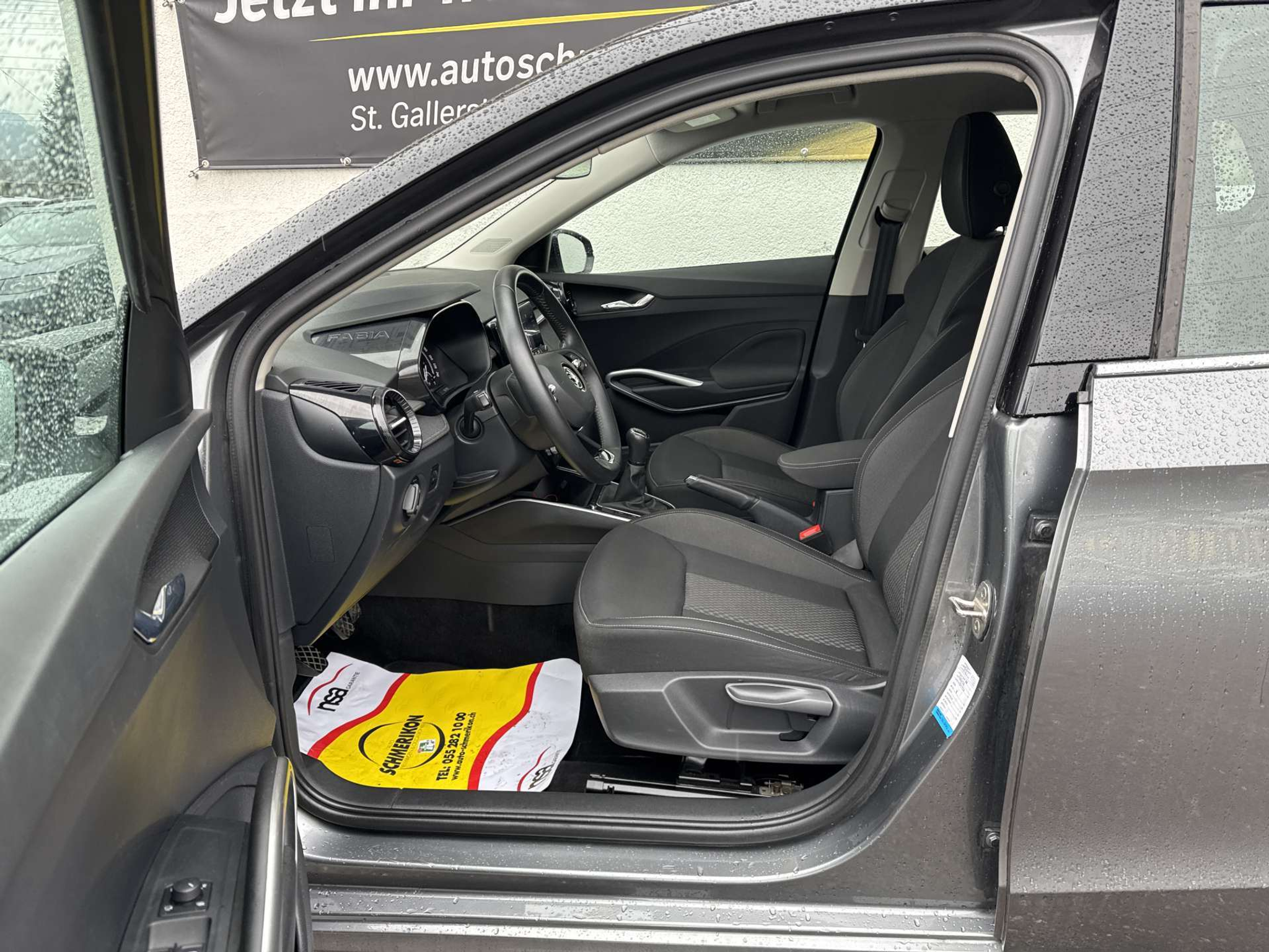 listing desktop thumbnail image 6