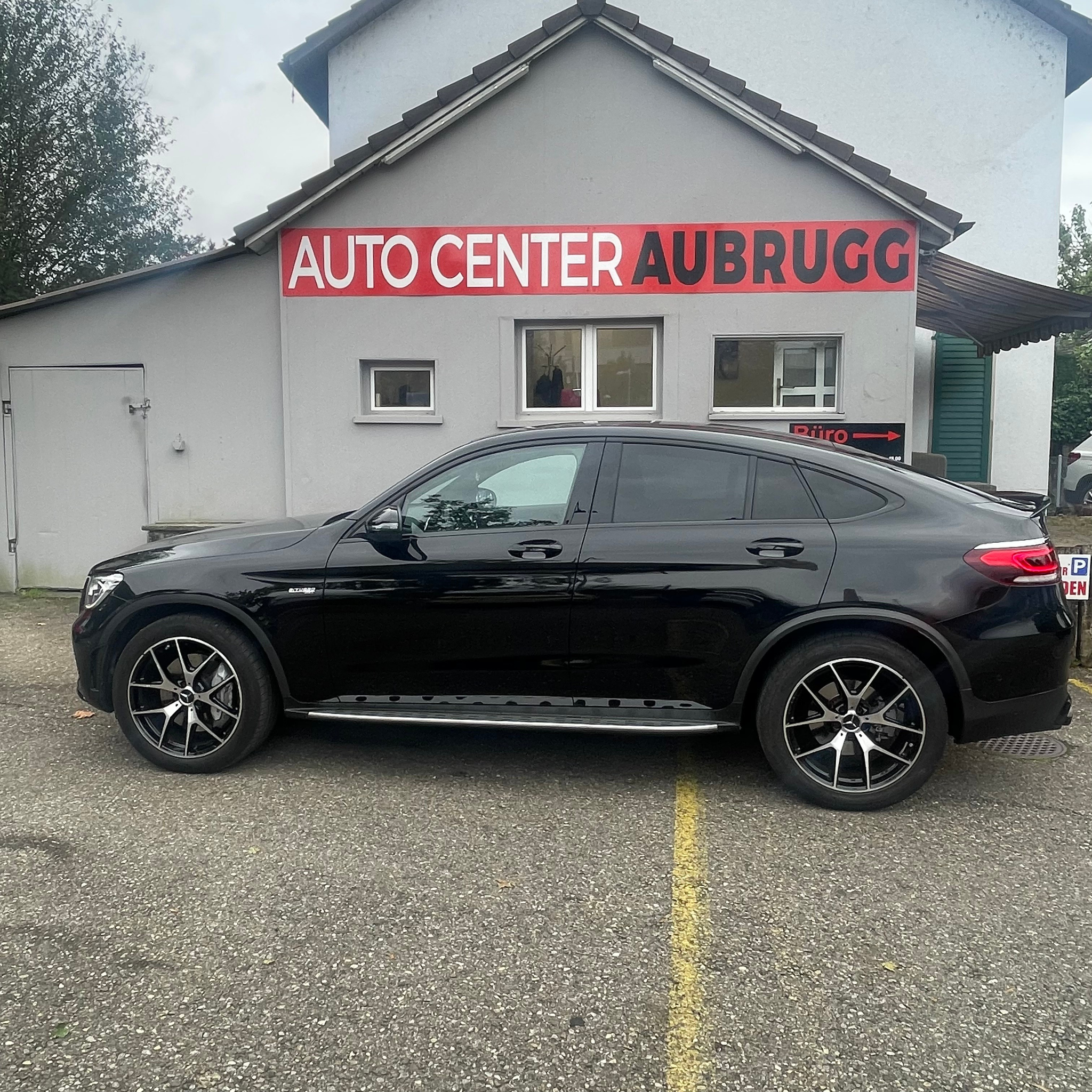 listing desktop thumbnail image 5