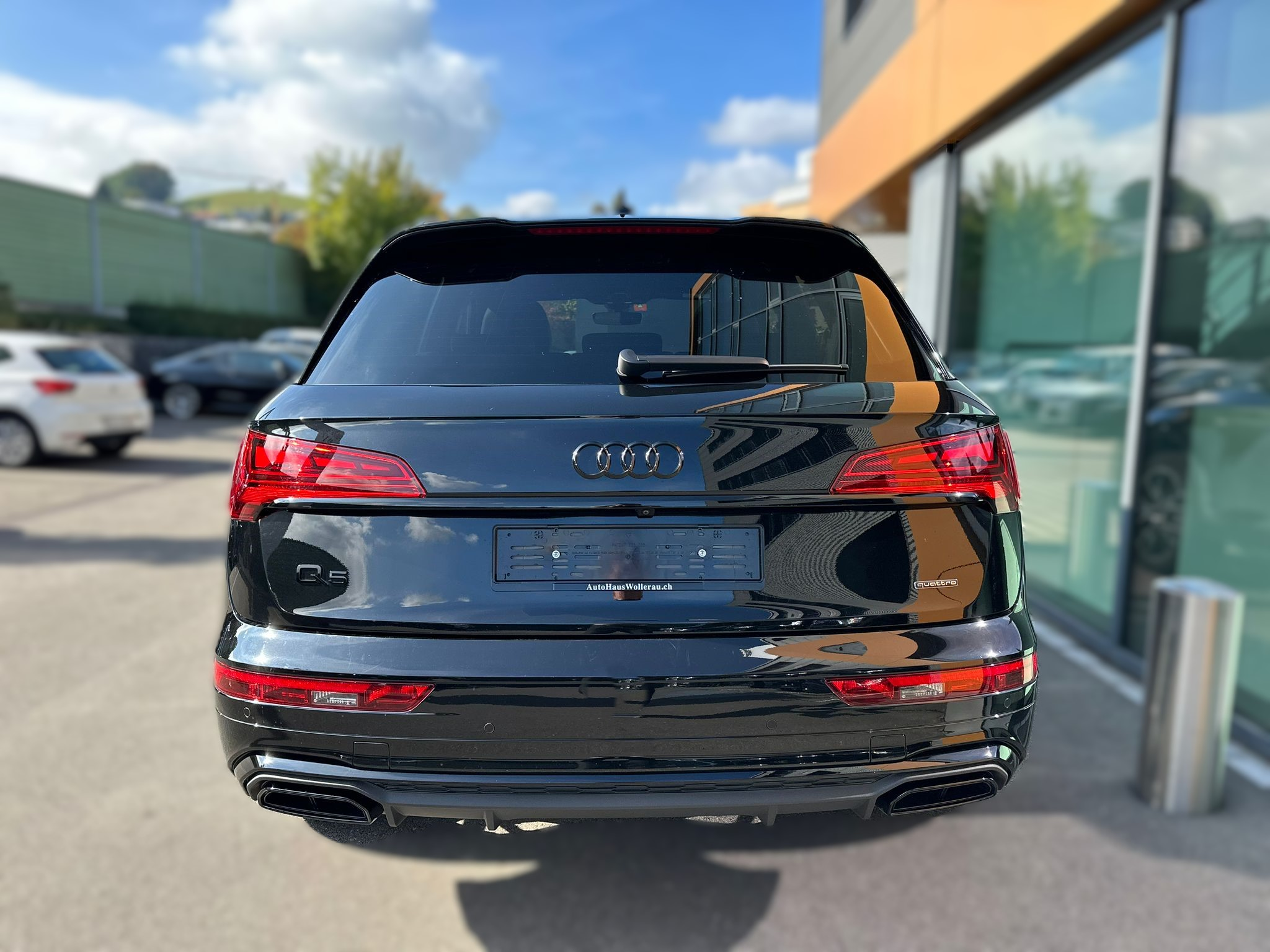 listing desktop thumbnail image 5