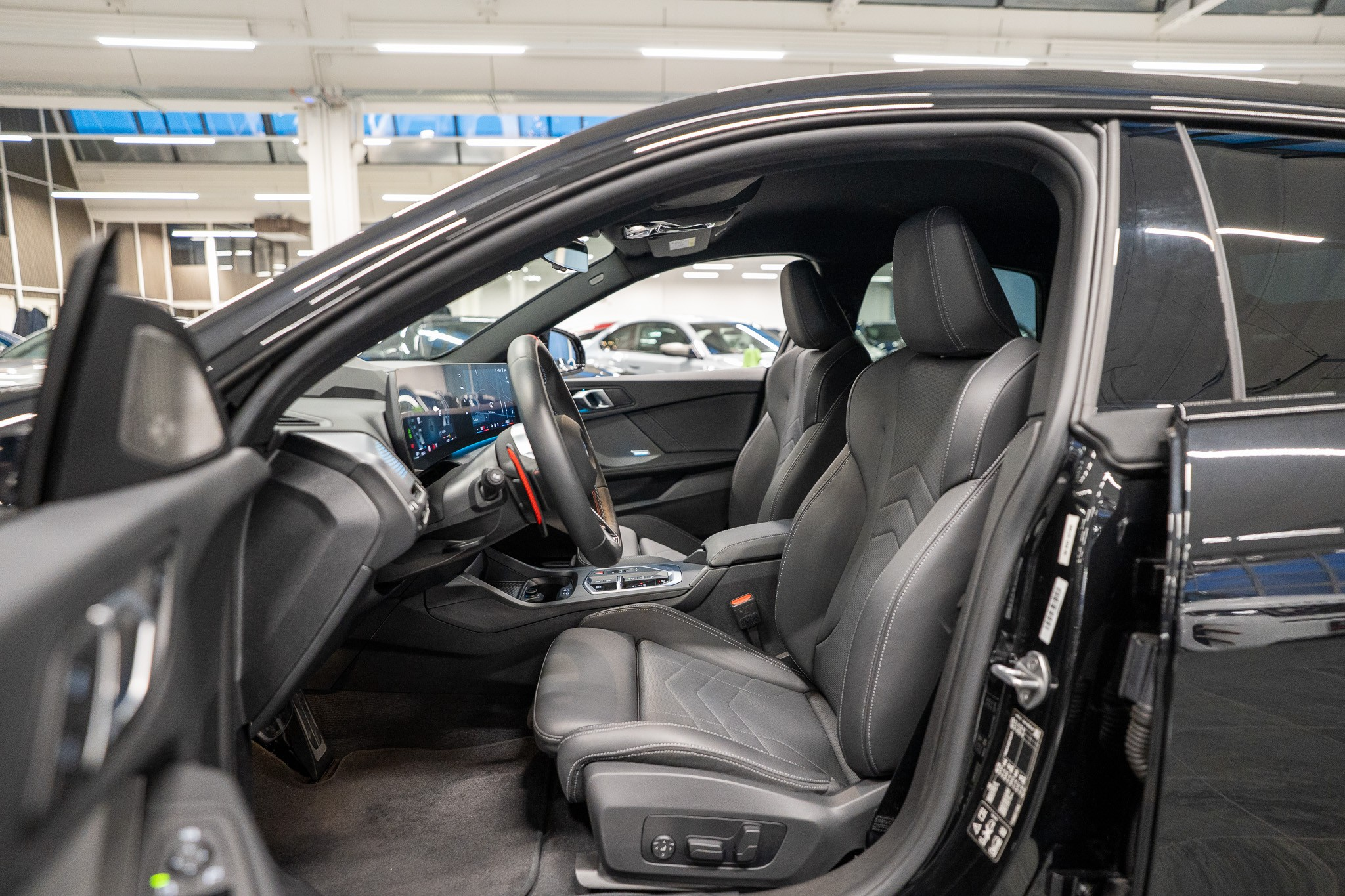 listing desktop thumbnail image 7