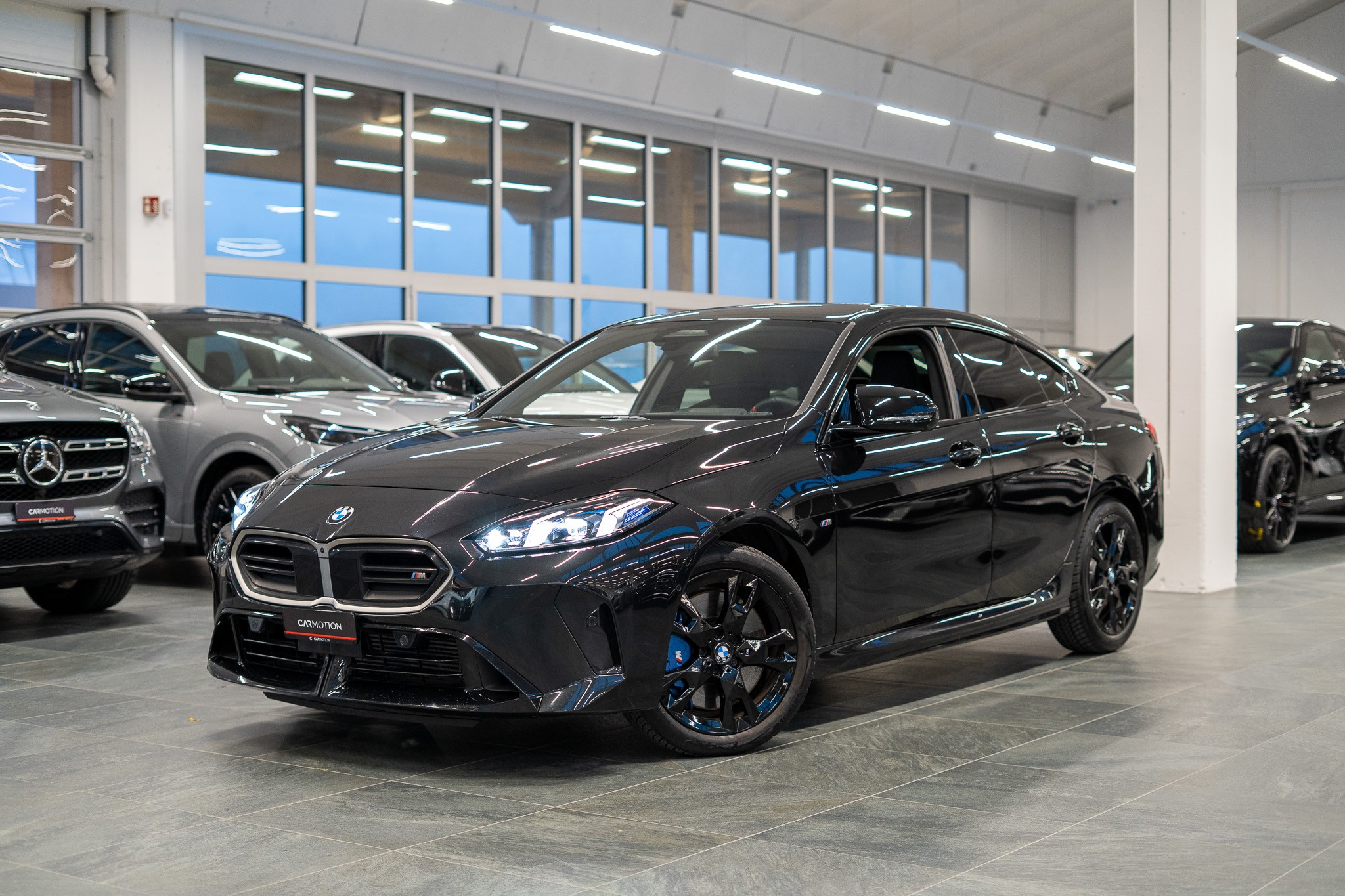 listing desktop thumbnail image 0