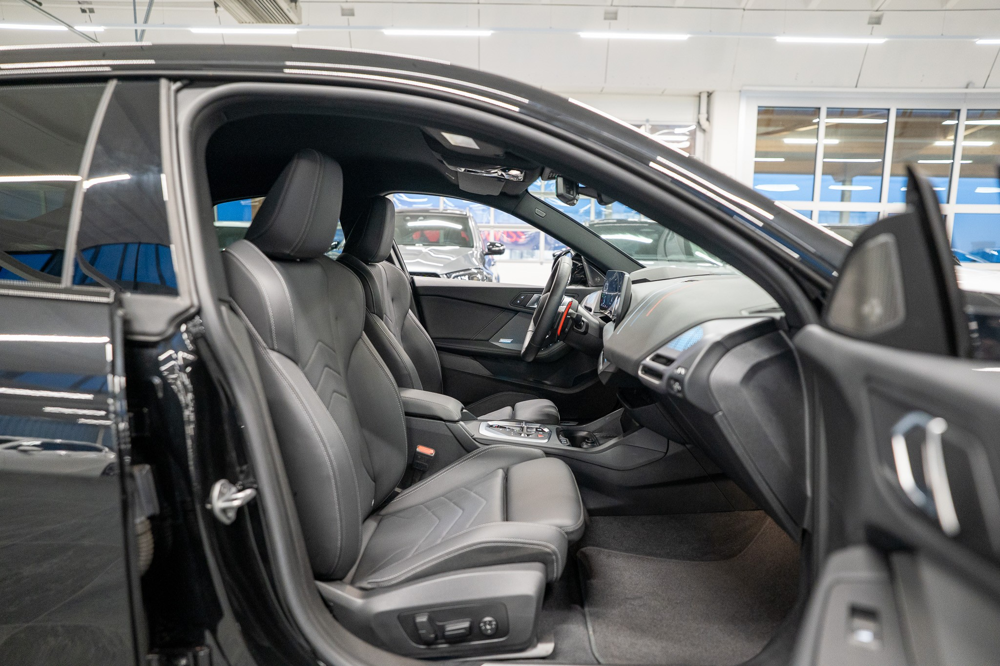 listing desktop thumbnail image 14