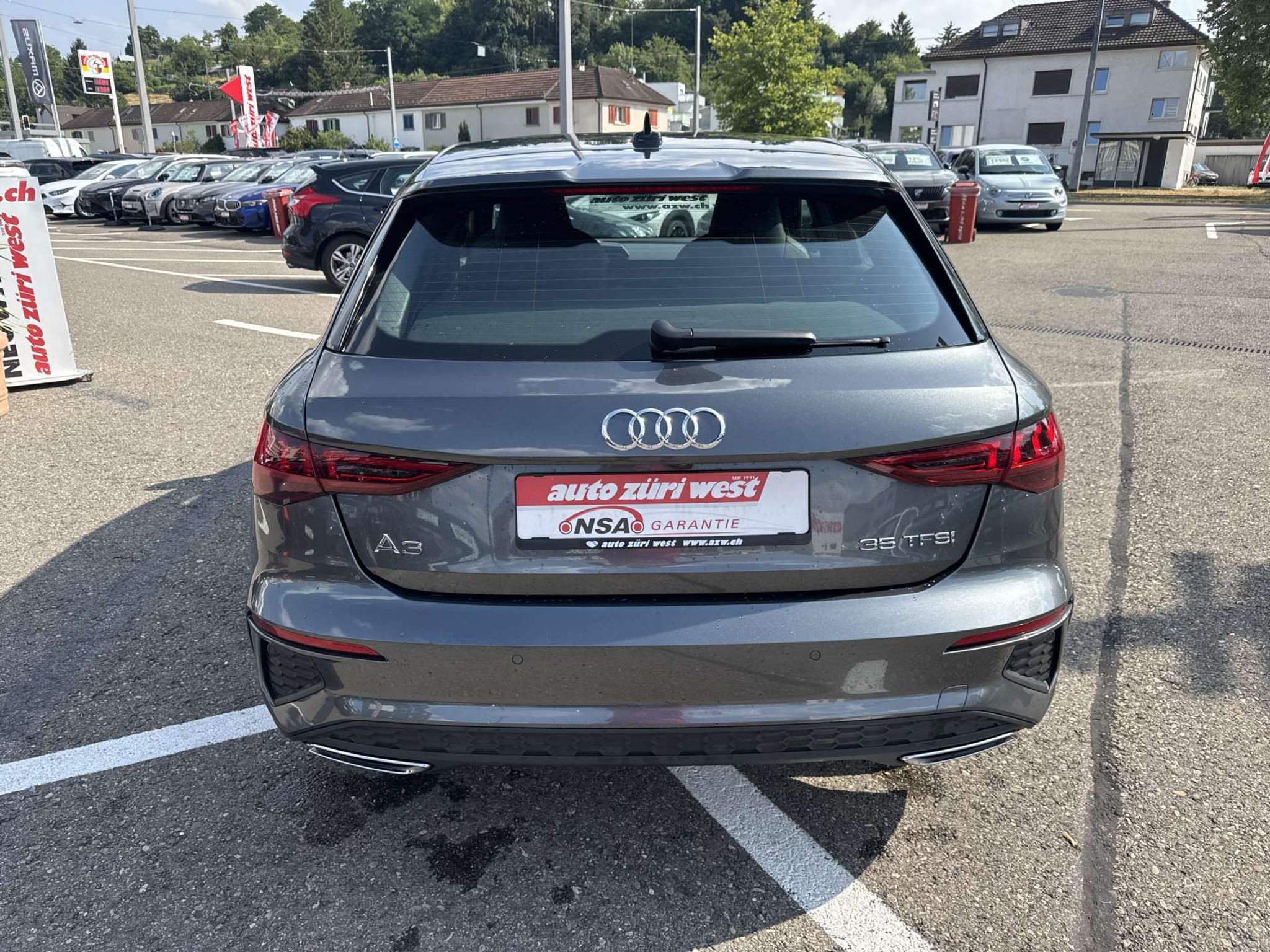 listing desktop thumbnail image 14