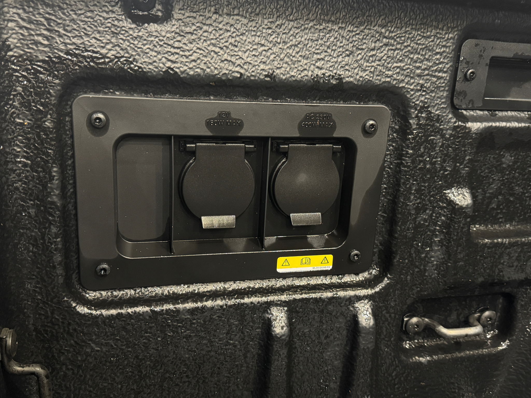 listing desktop thumbnail image 9