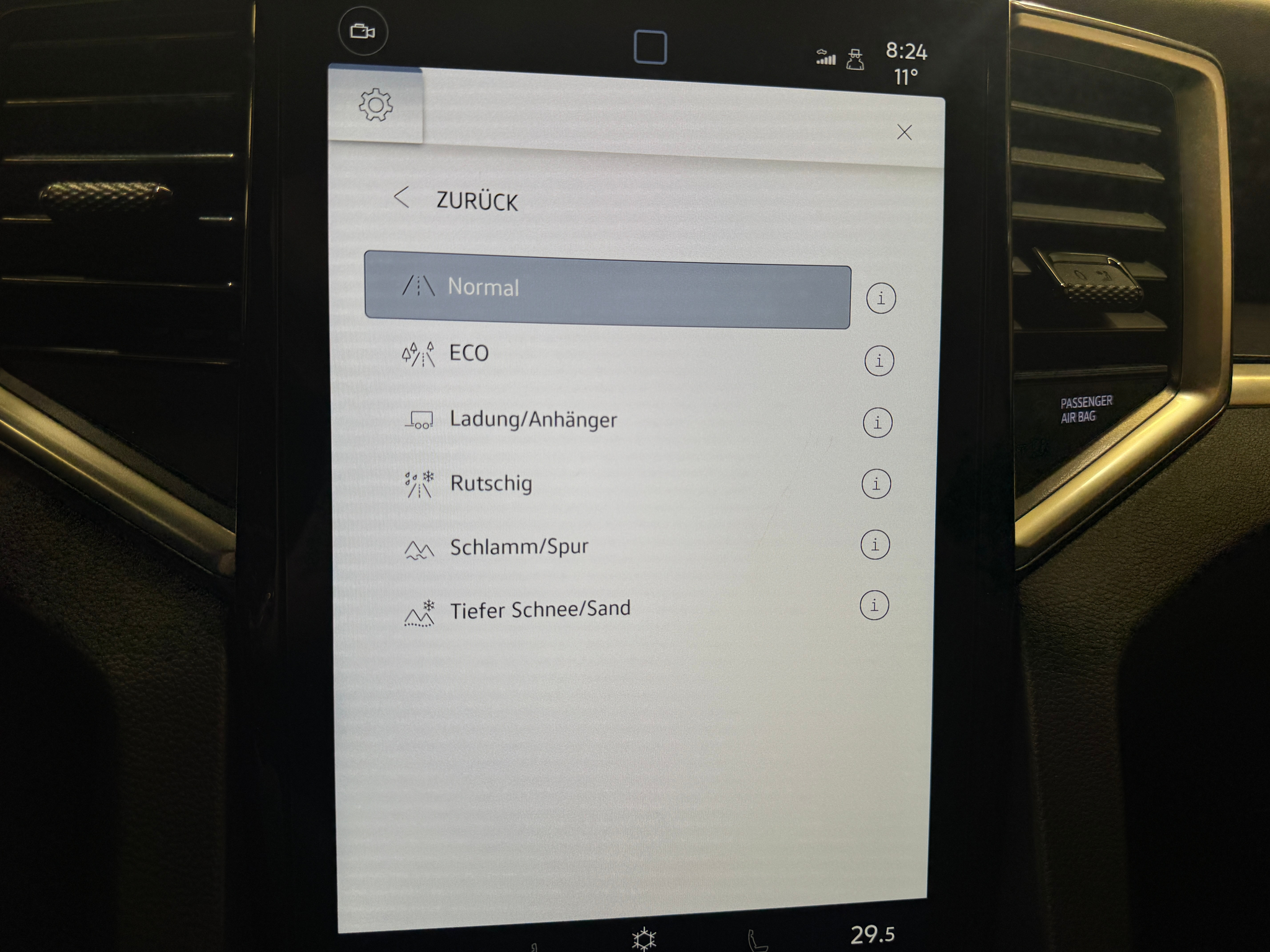 listing desktop thumbnail image 17