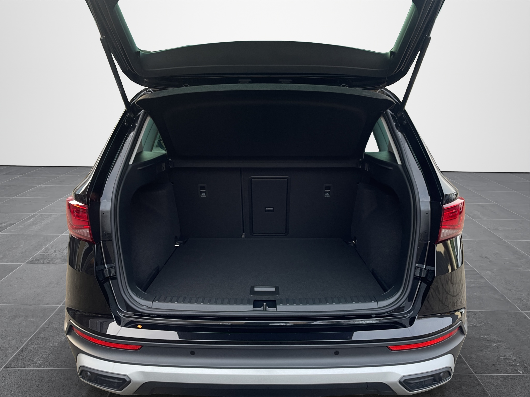 listing desktop thumbnail image 18