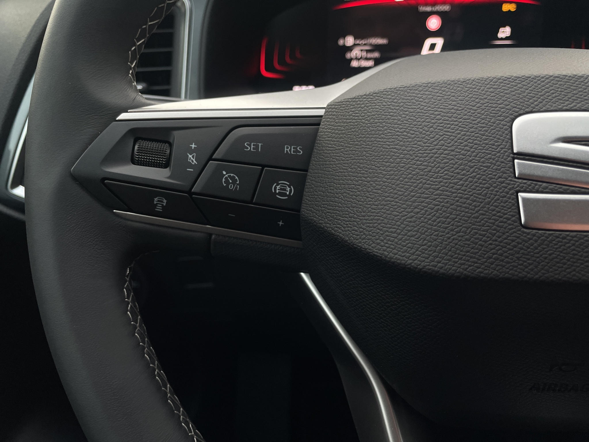 listing desktop thumbnail image 29