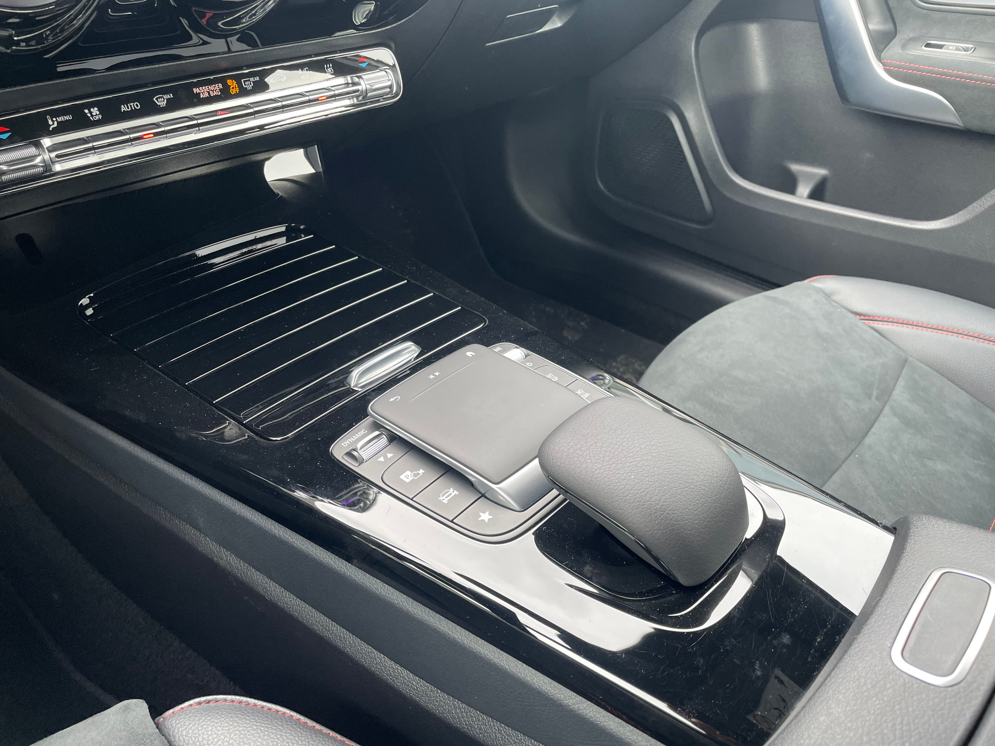 listing desktop thumbnail image 10