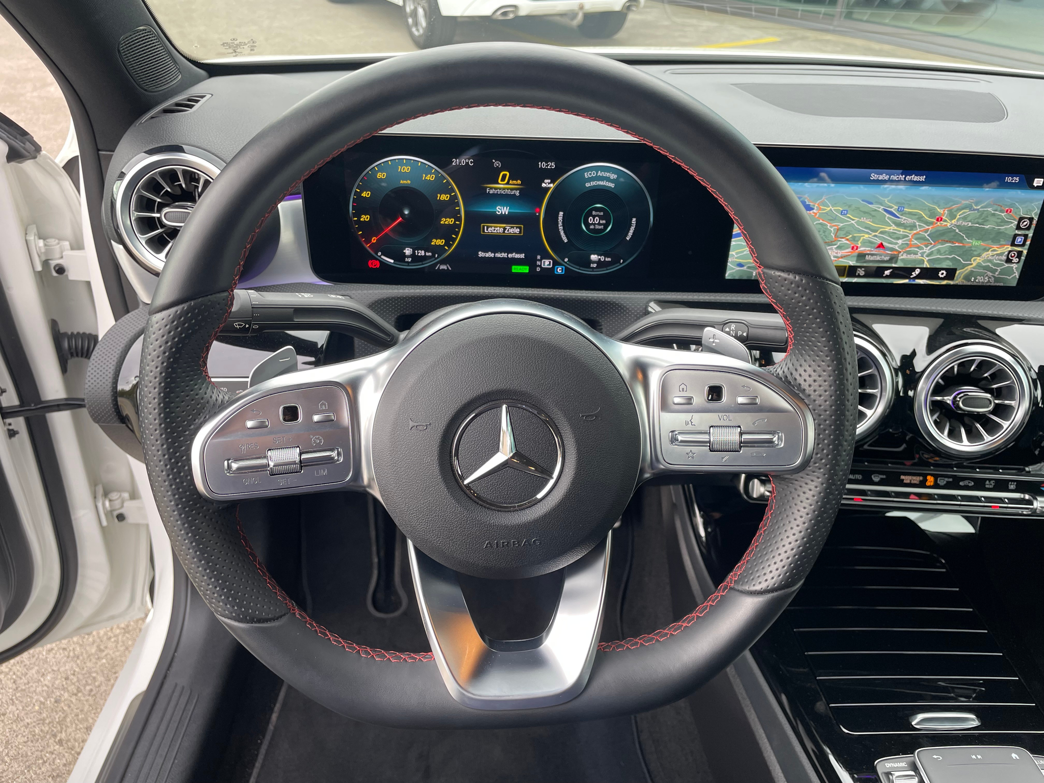 listing desktop thumbnail image 14