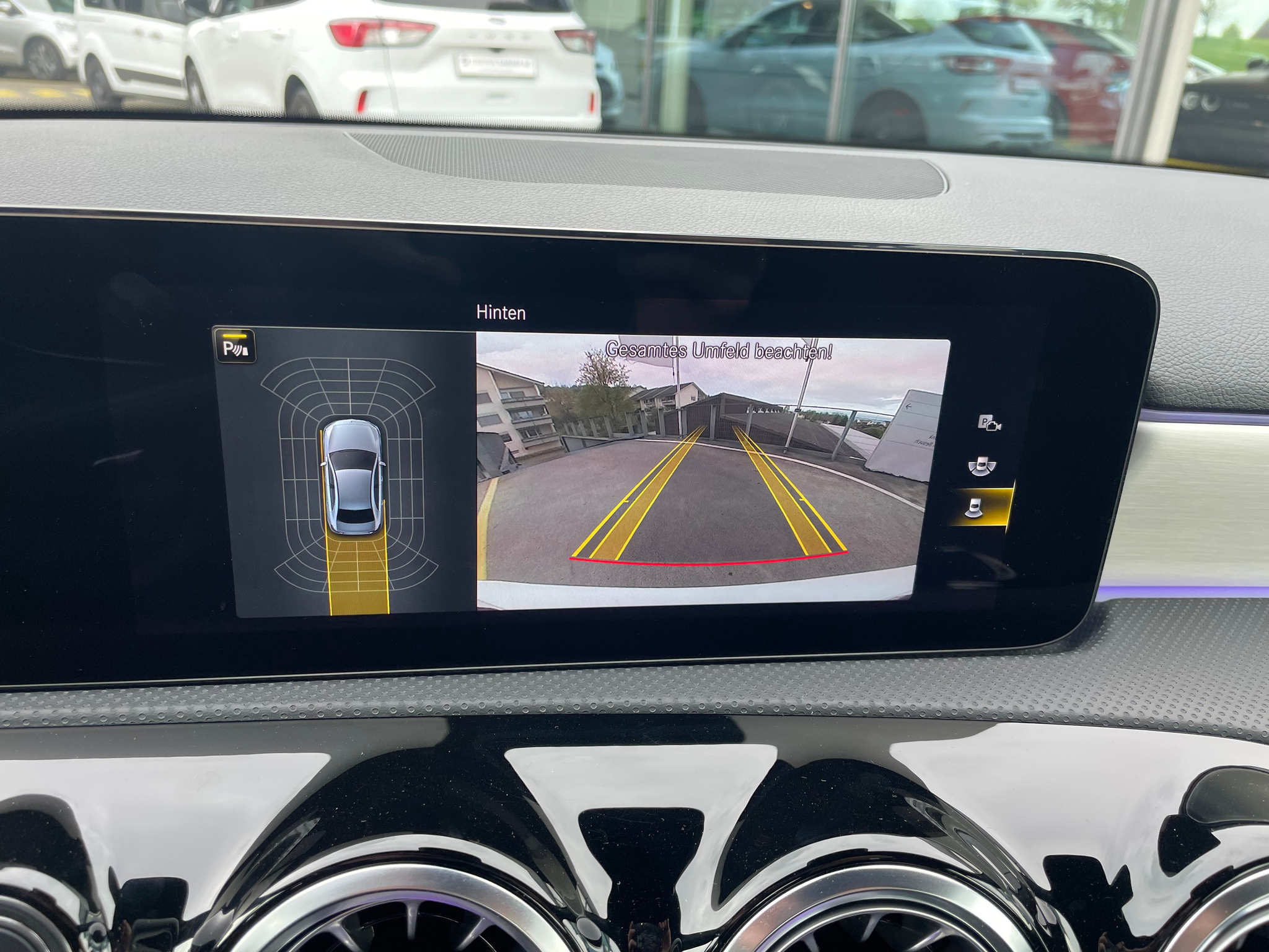 listing desktop thumbnail image 13