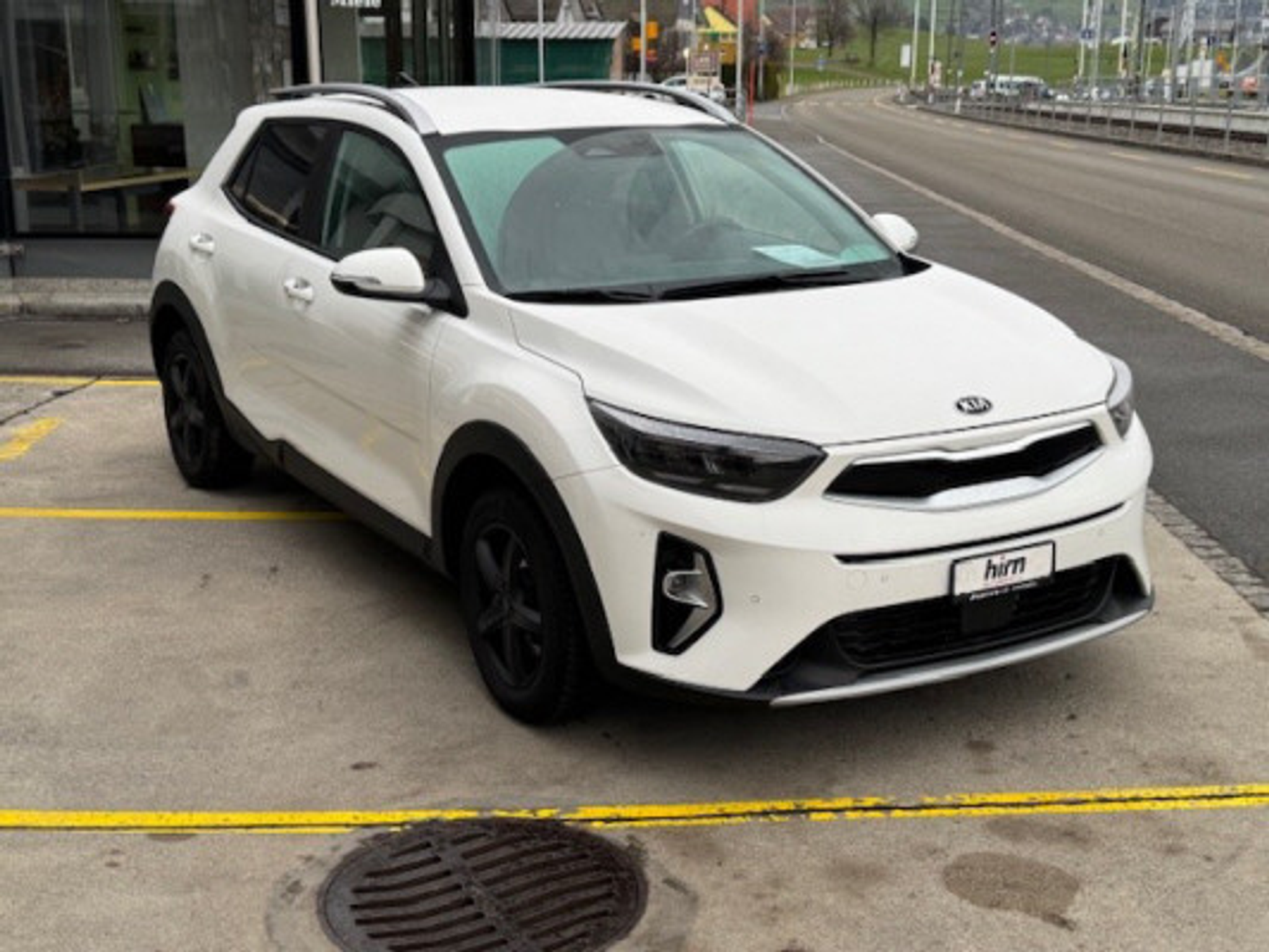 listing desktop thumbnail image 1