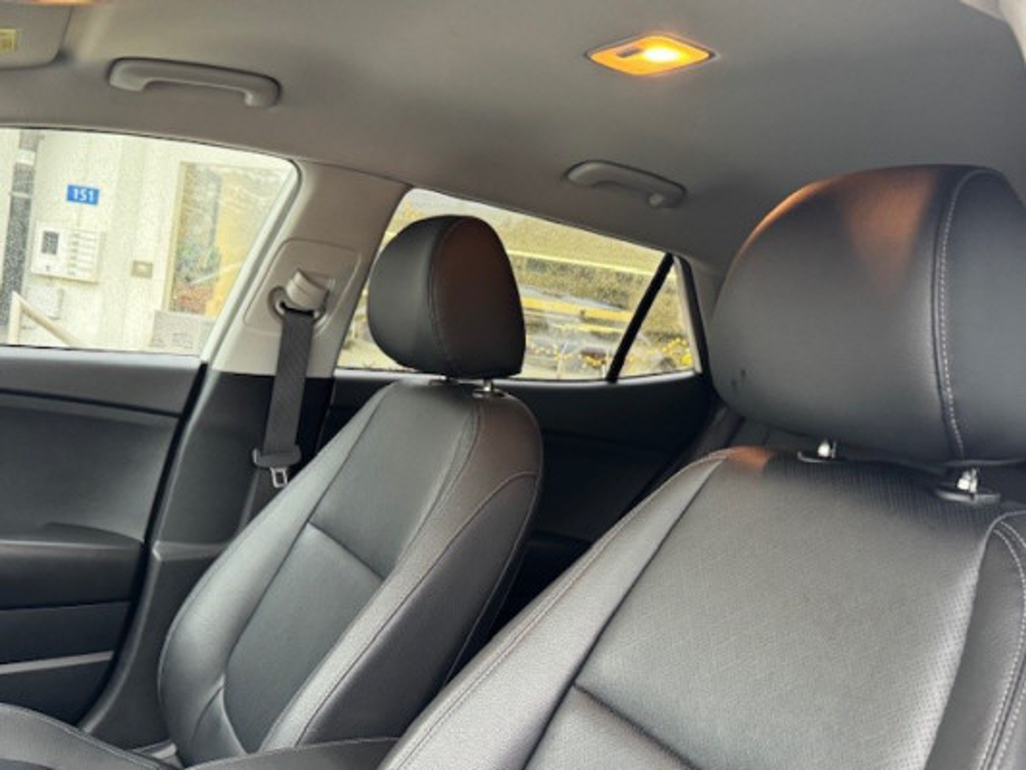 listing desktop thumbnail image 5