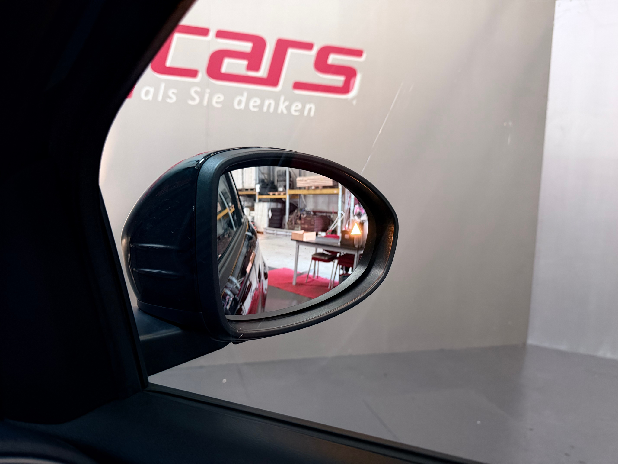 listing desktop thumbnail image 30