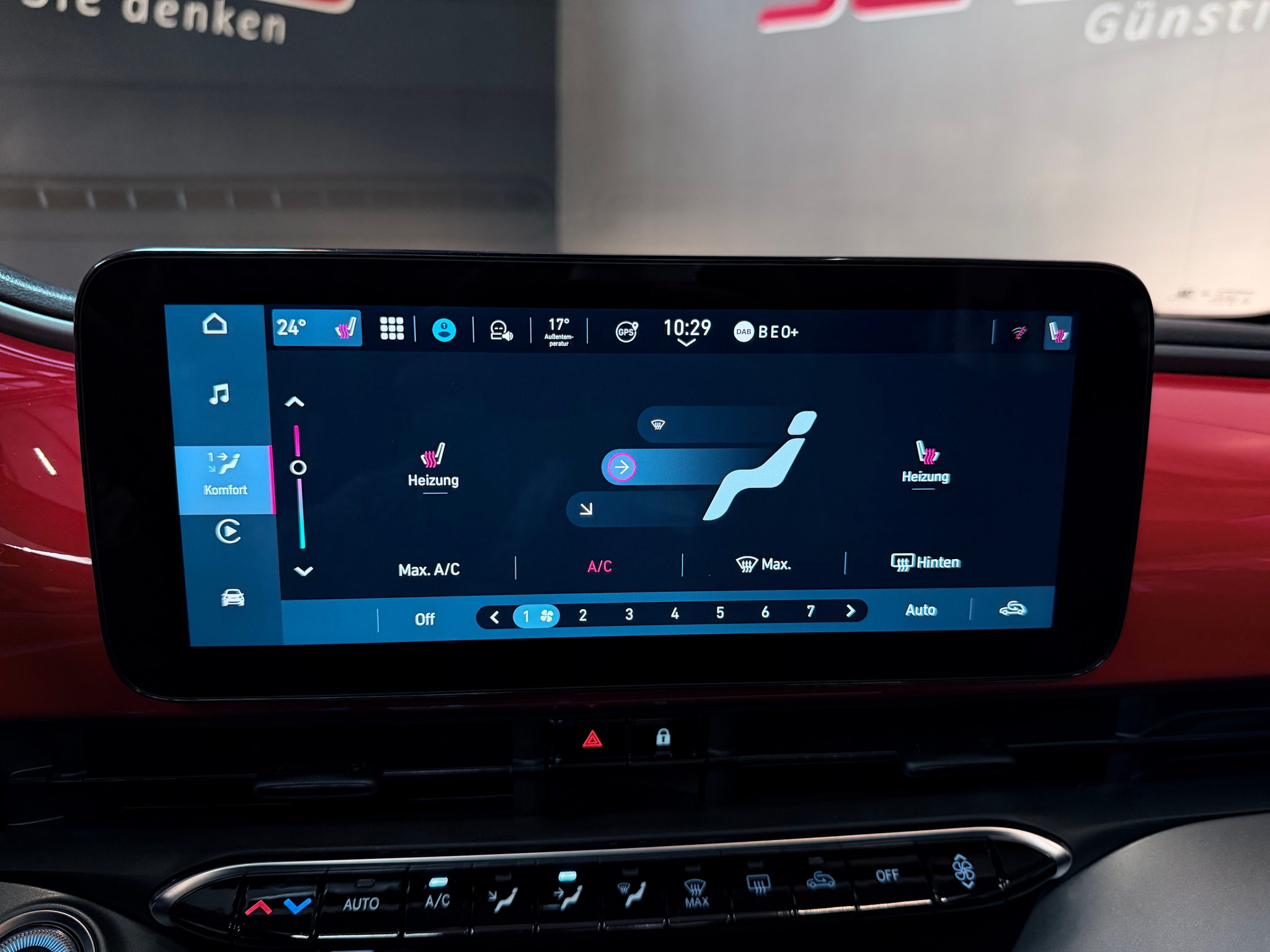 listing desktop thumbnail image 25