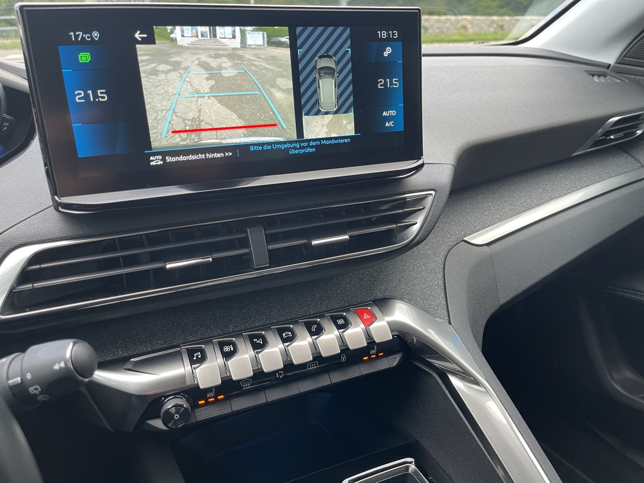 listing desktop thumbnail image 22