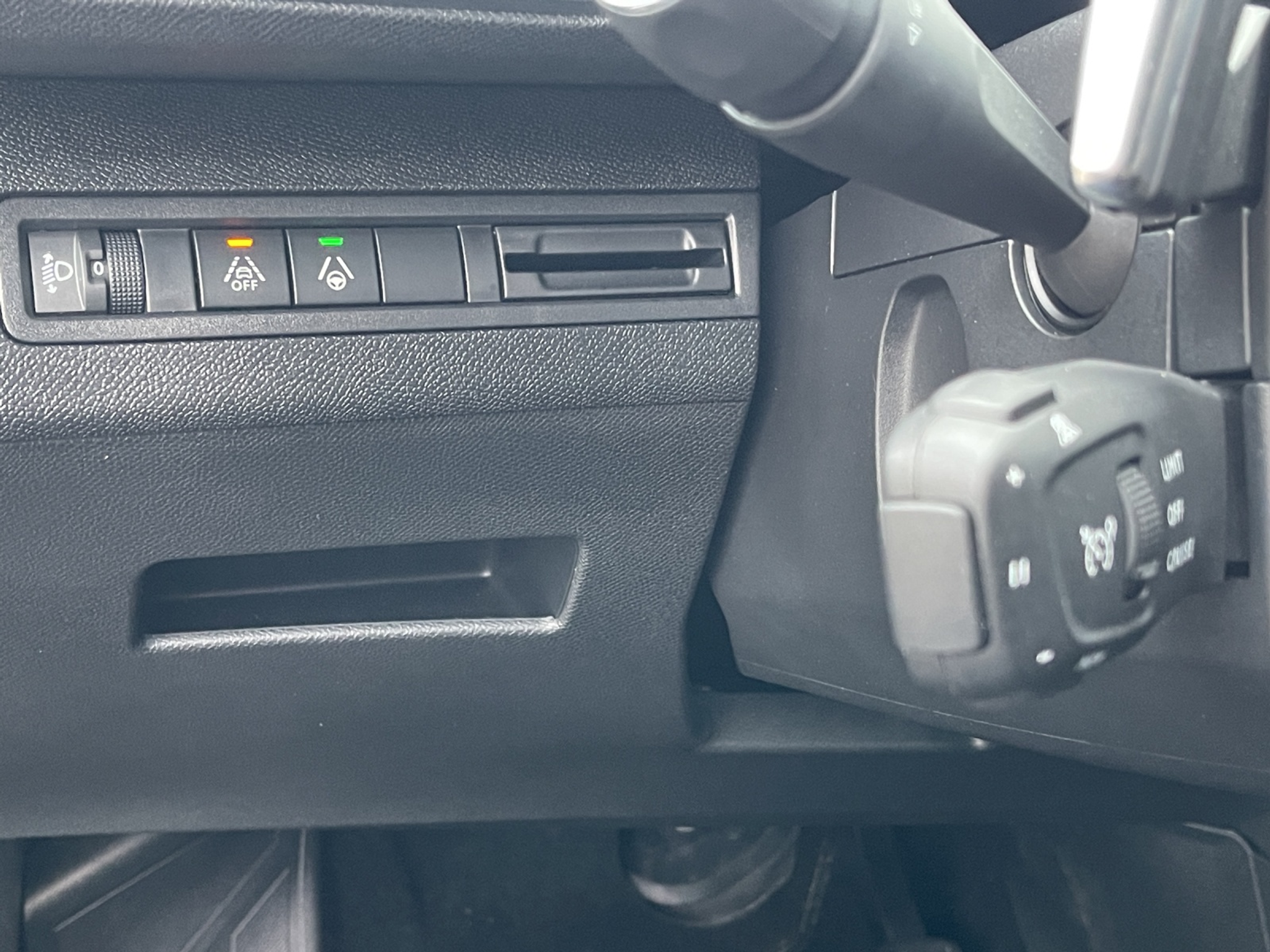 listing desktop thumbnail image 27