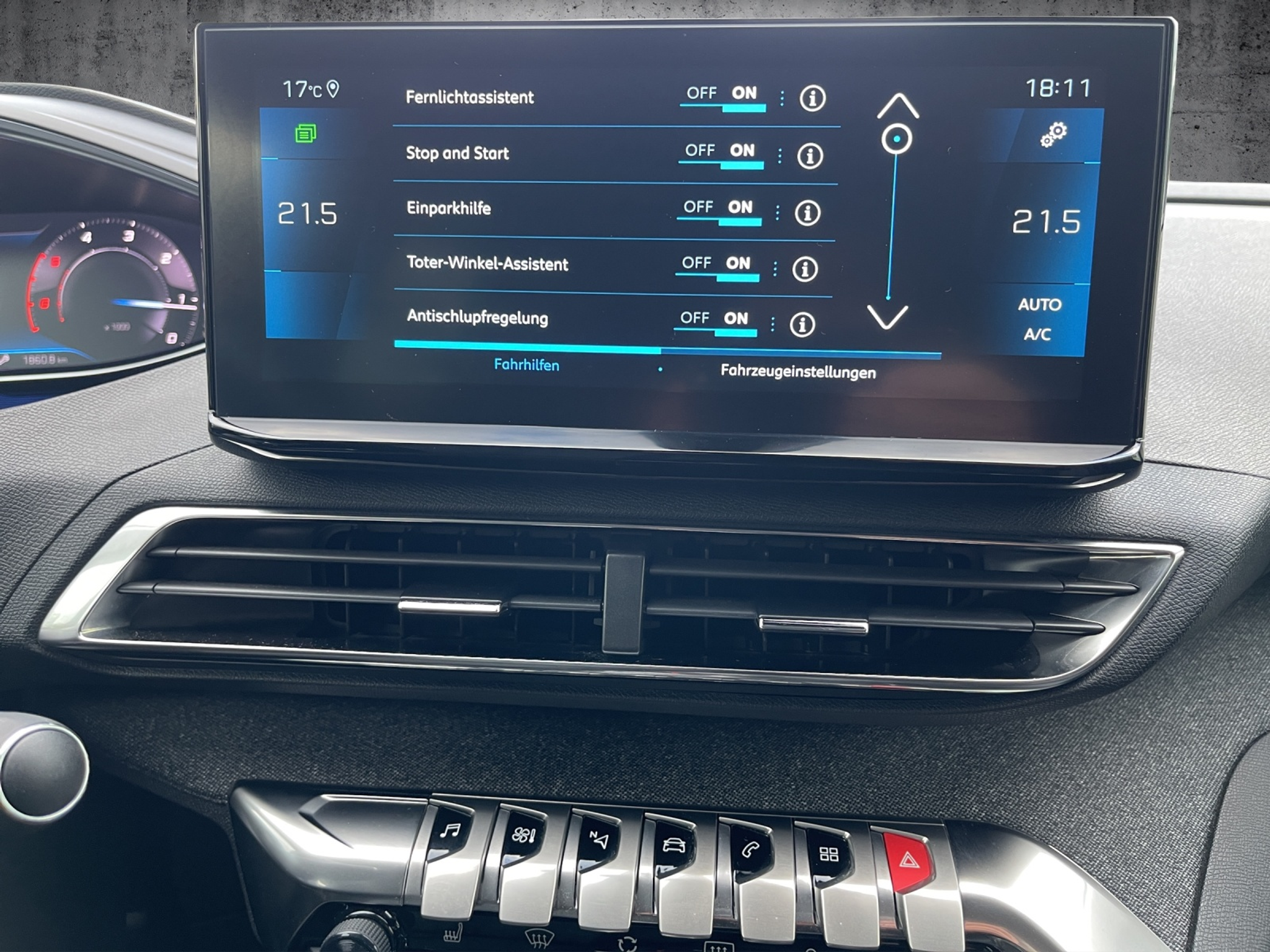 listing desktop thumbnail image 15