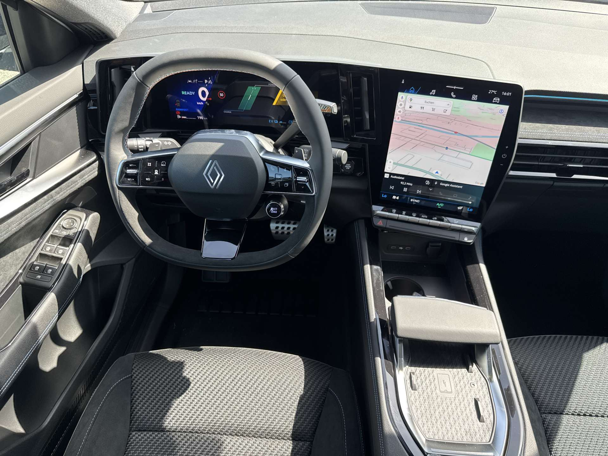 listing desktop thumbnail image 3