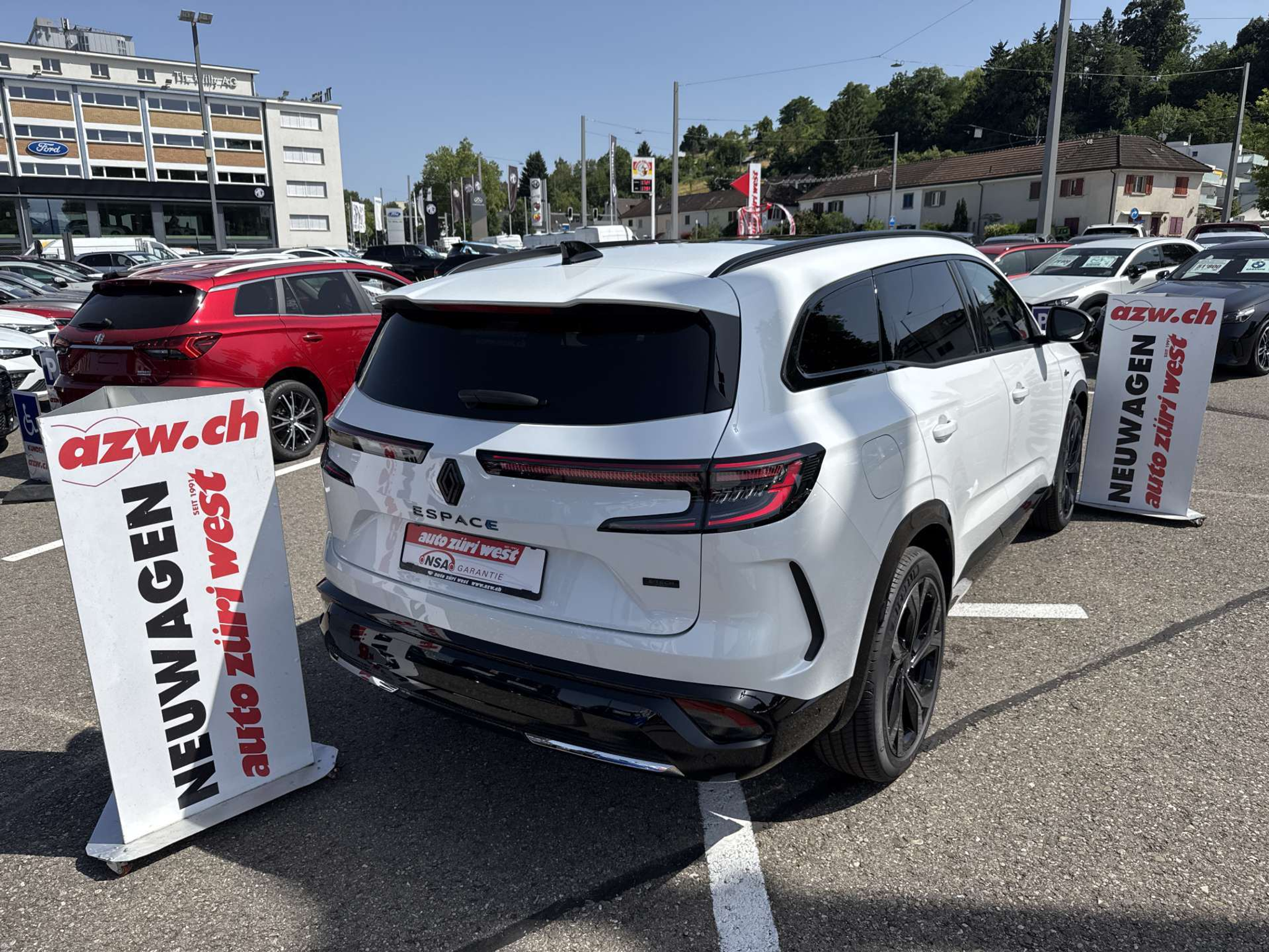 listing desktop thumbnail image 2