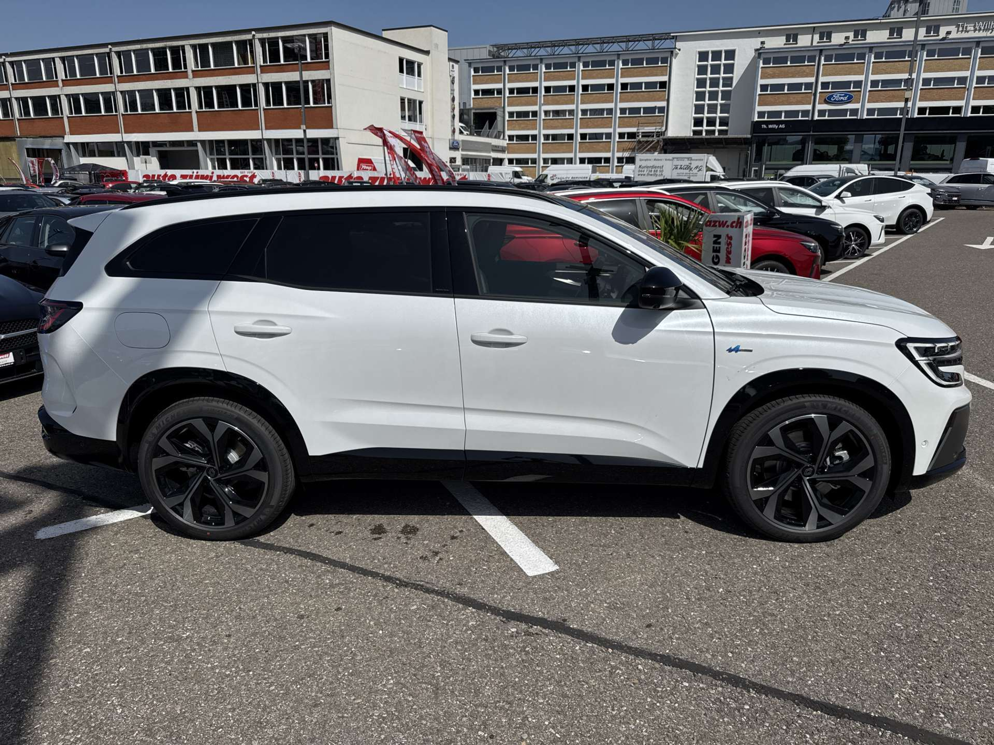 listing desktop thumbnail image 9