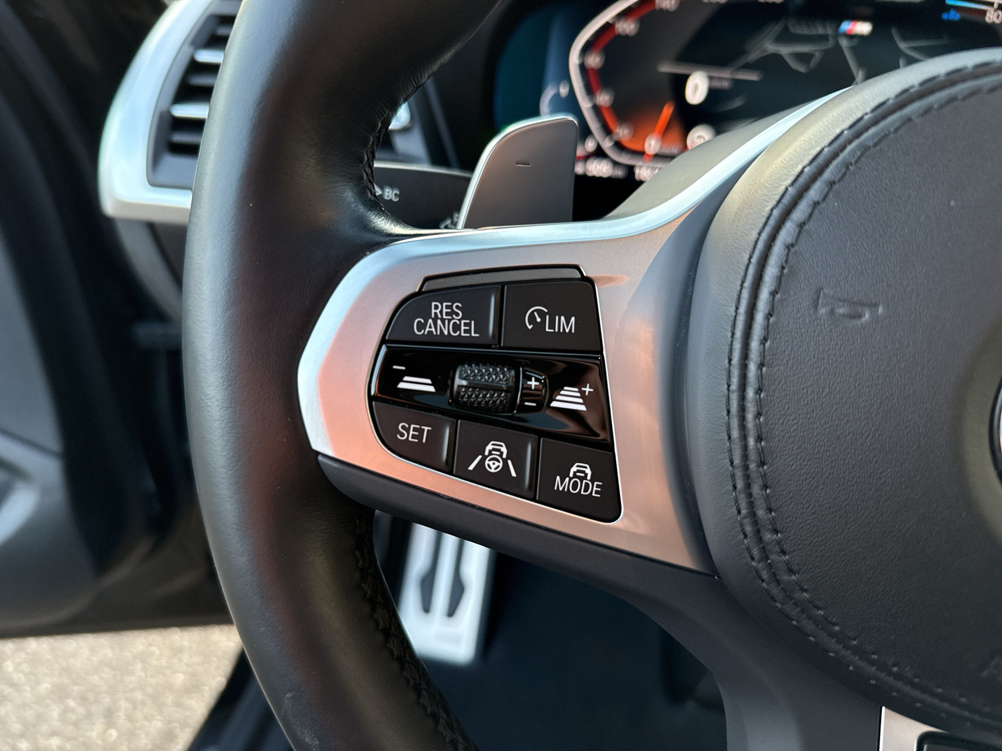 listing desktop thumbnail image 14