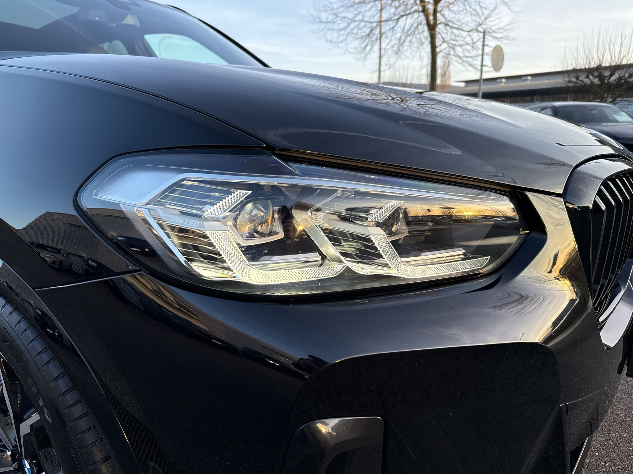 listing desktop thumbnail image 17