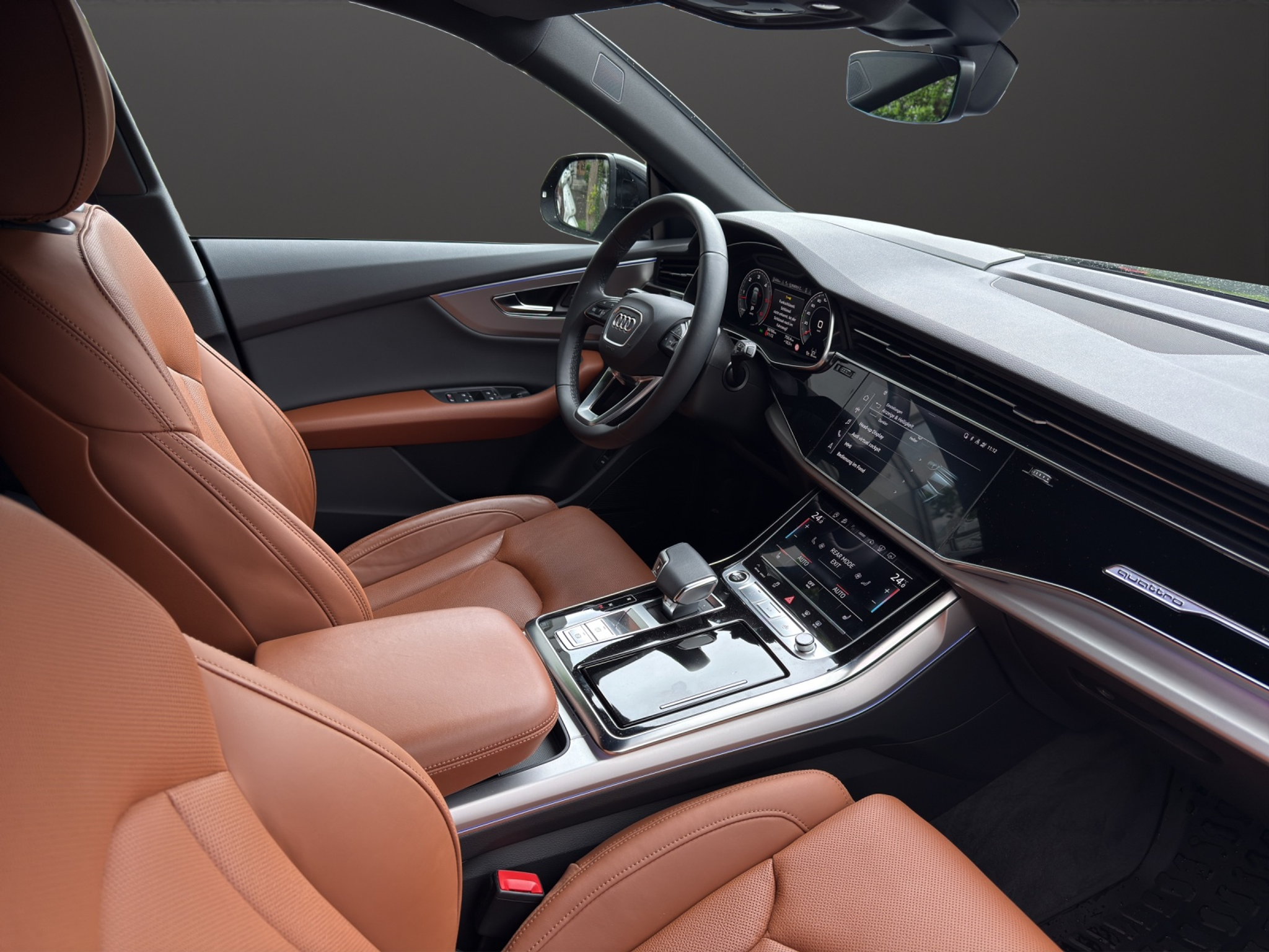 listing desktop thumbnail image 9