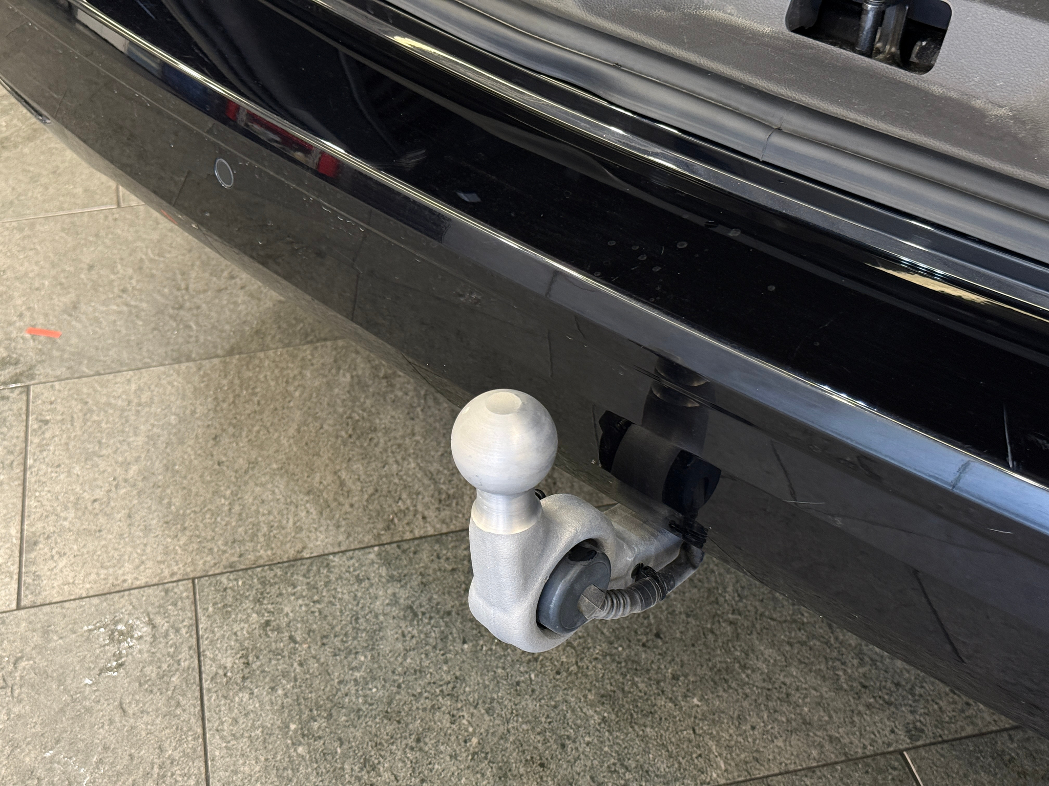 listing desktop thumbnail image 7