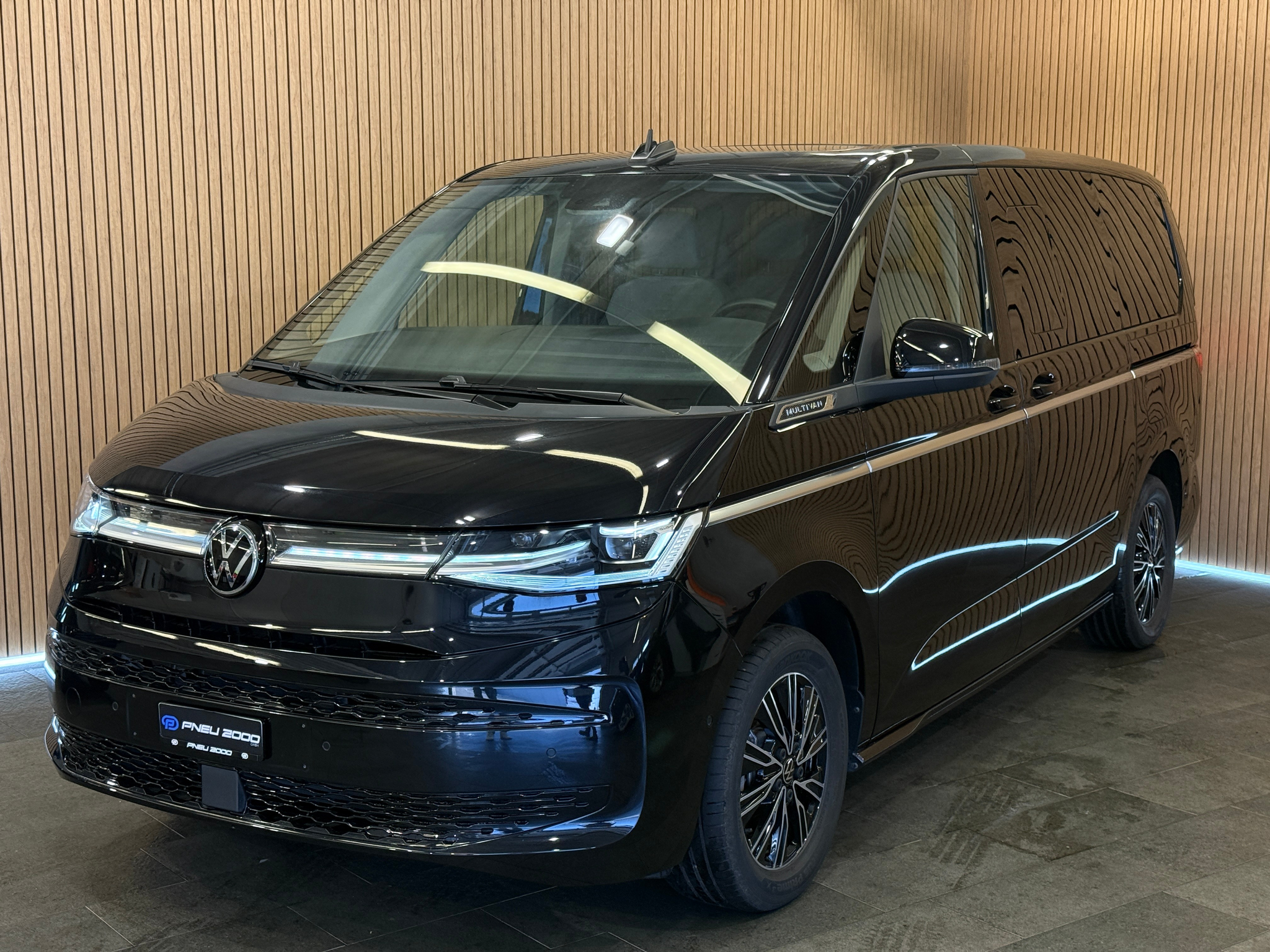 listing desktop thumbnail image 0