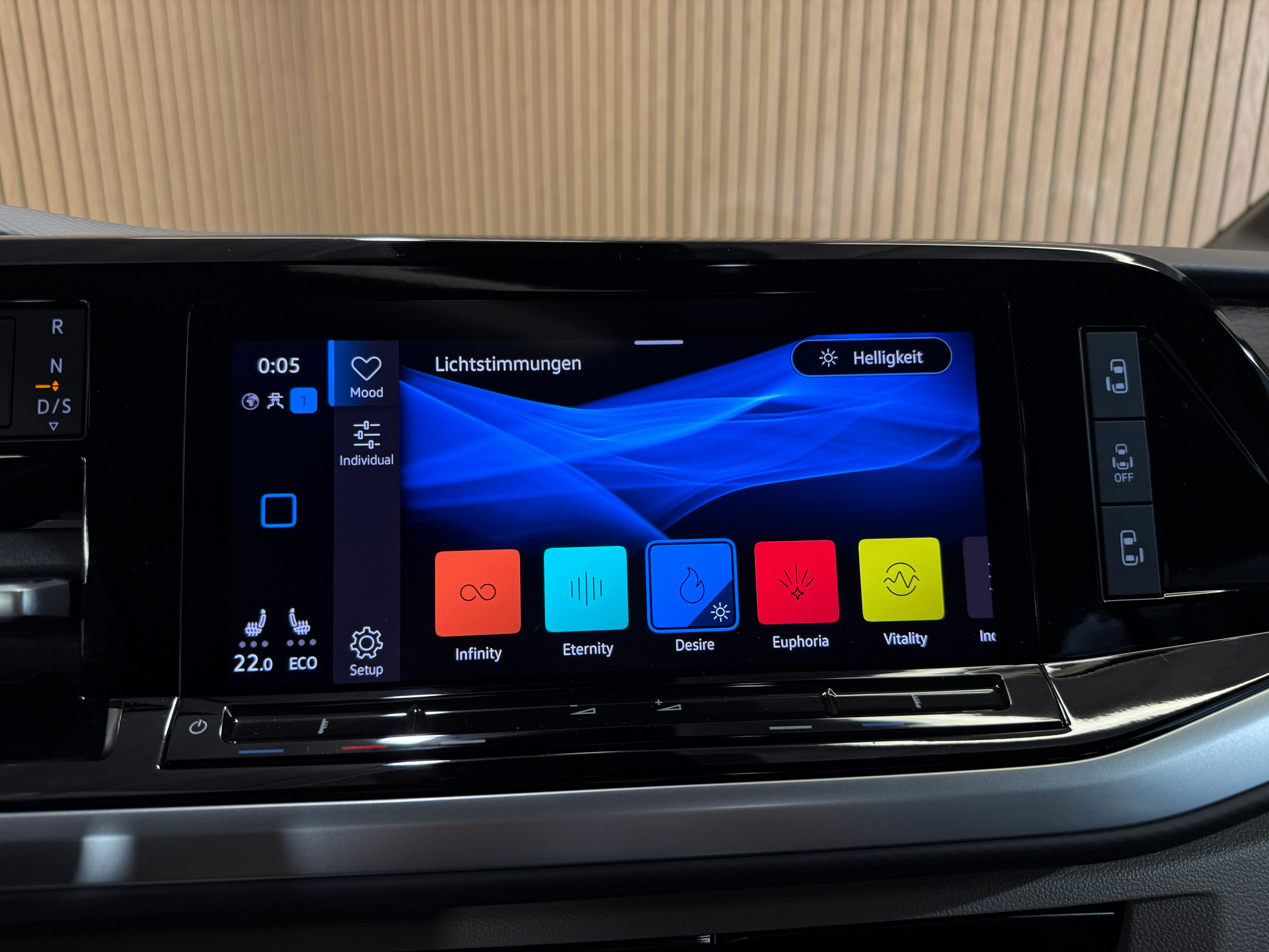 listing desktop thumbnail image 12