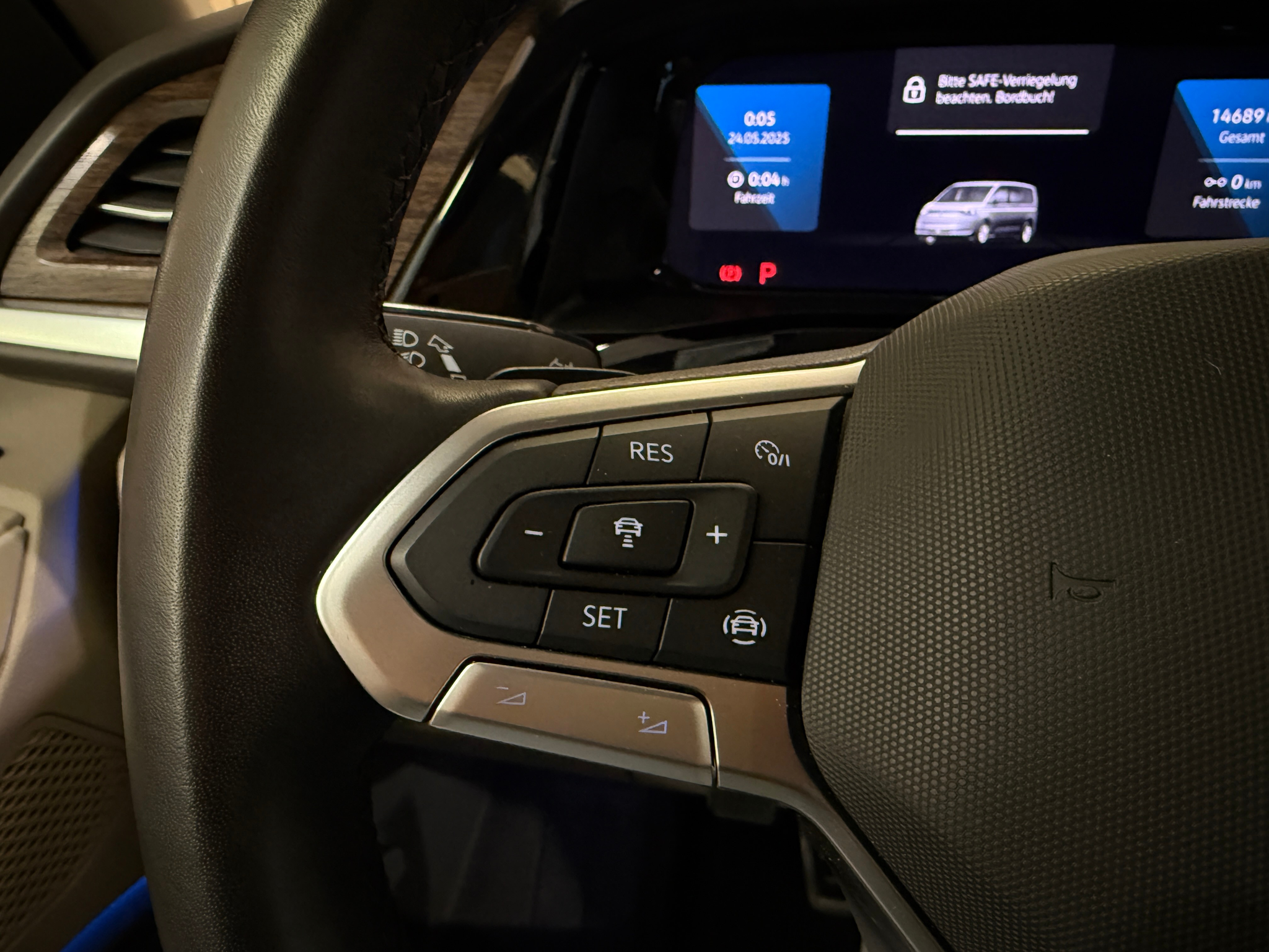 listing desktop thumbnail image 10