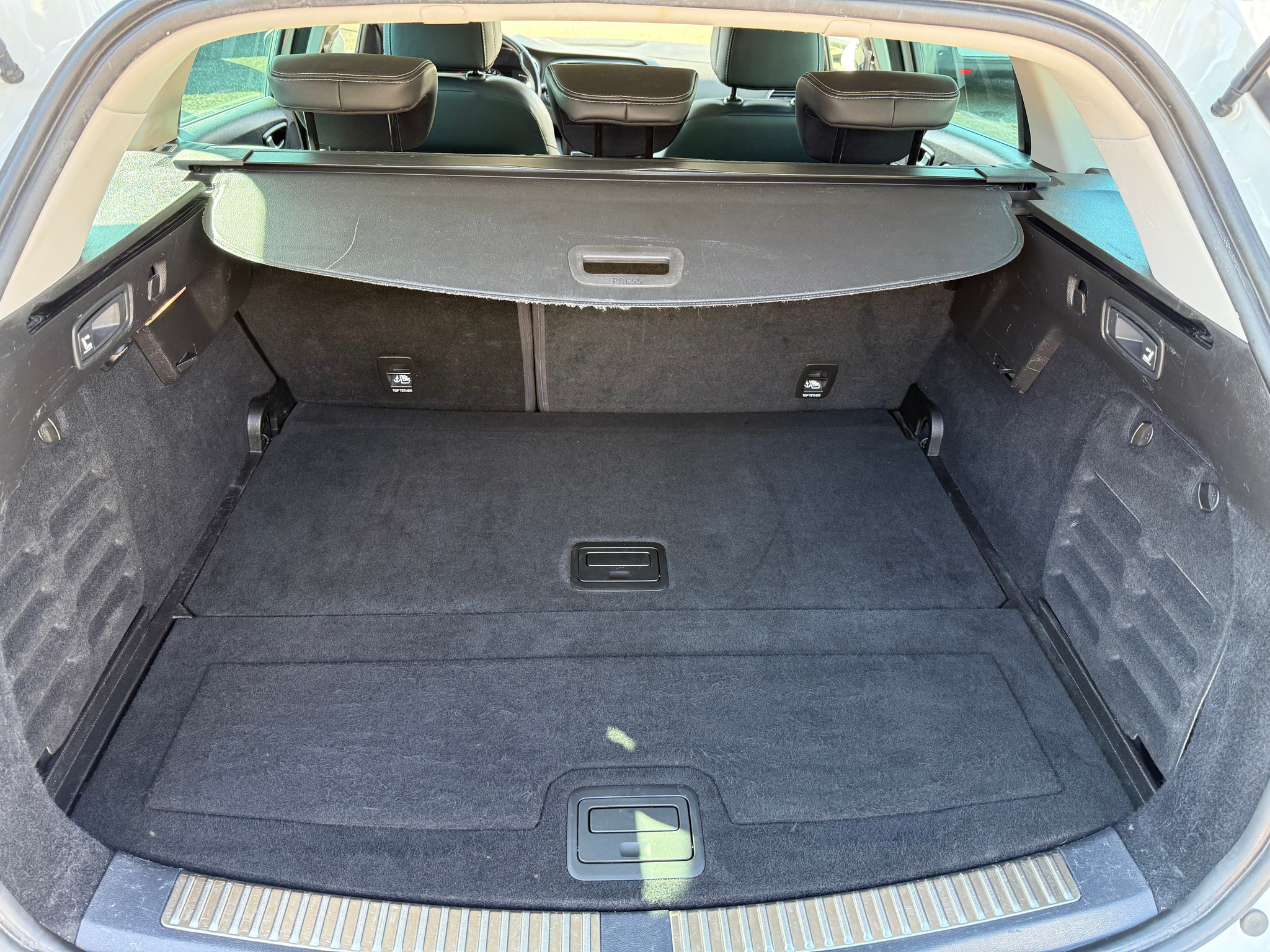 listing desktop thumbnail image 12