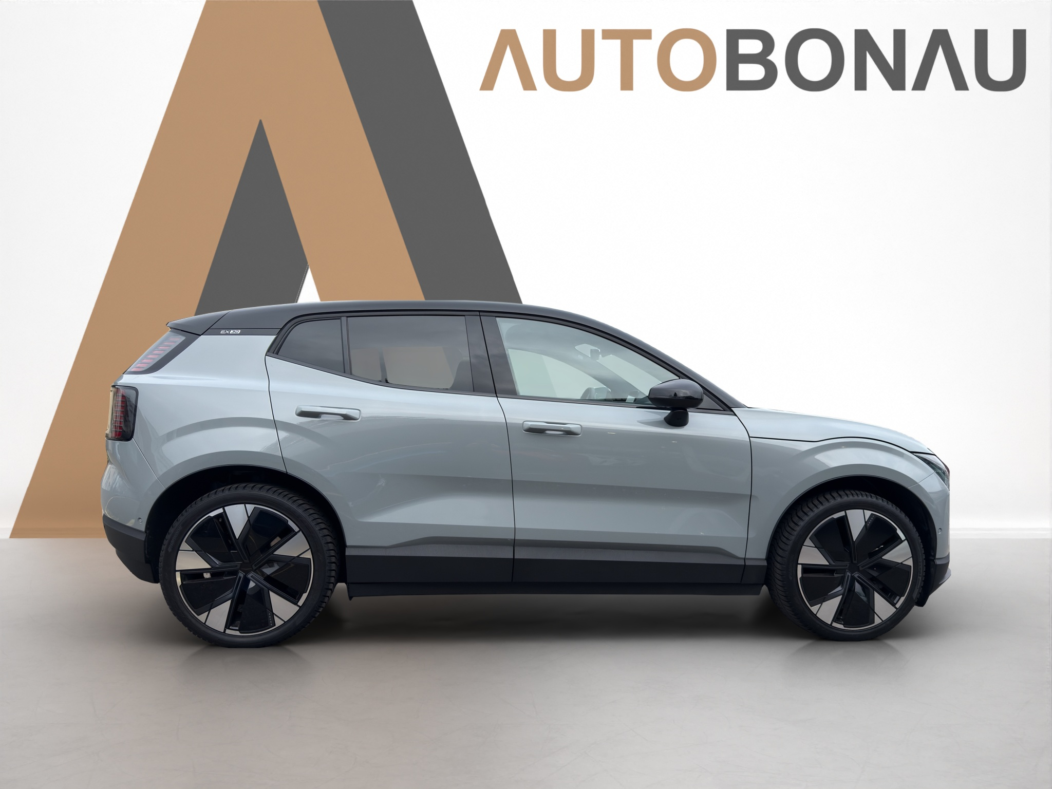 listing desktop thumbnail image 5