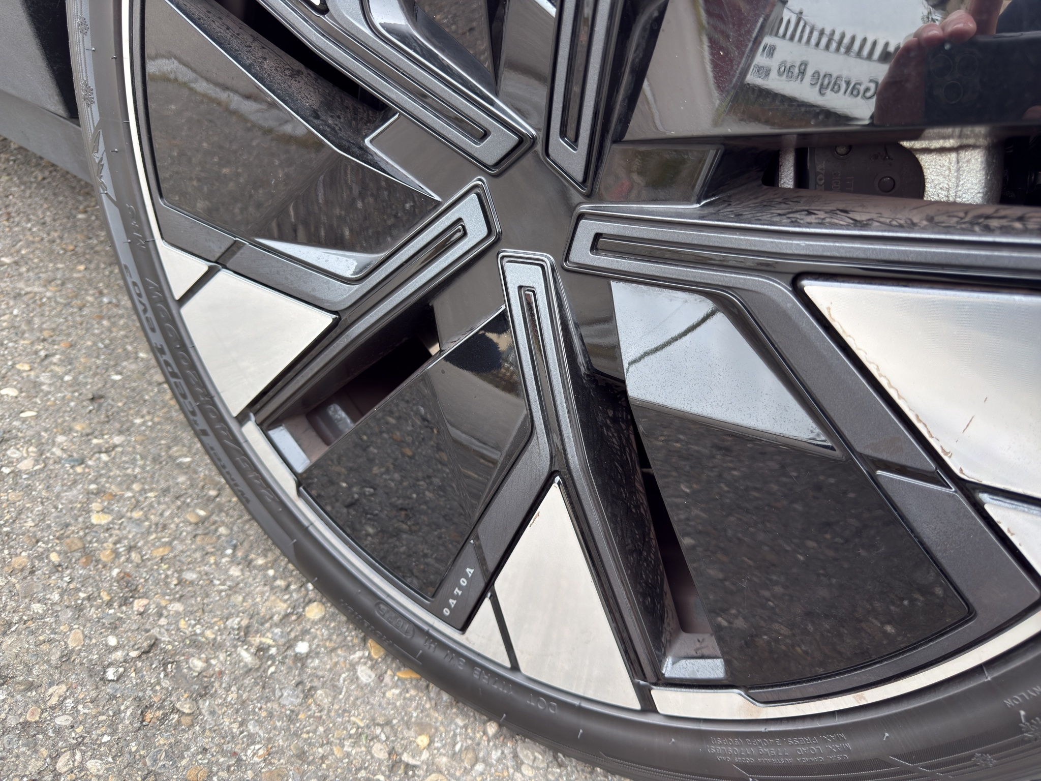 listing desktop thumbnail image 29